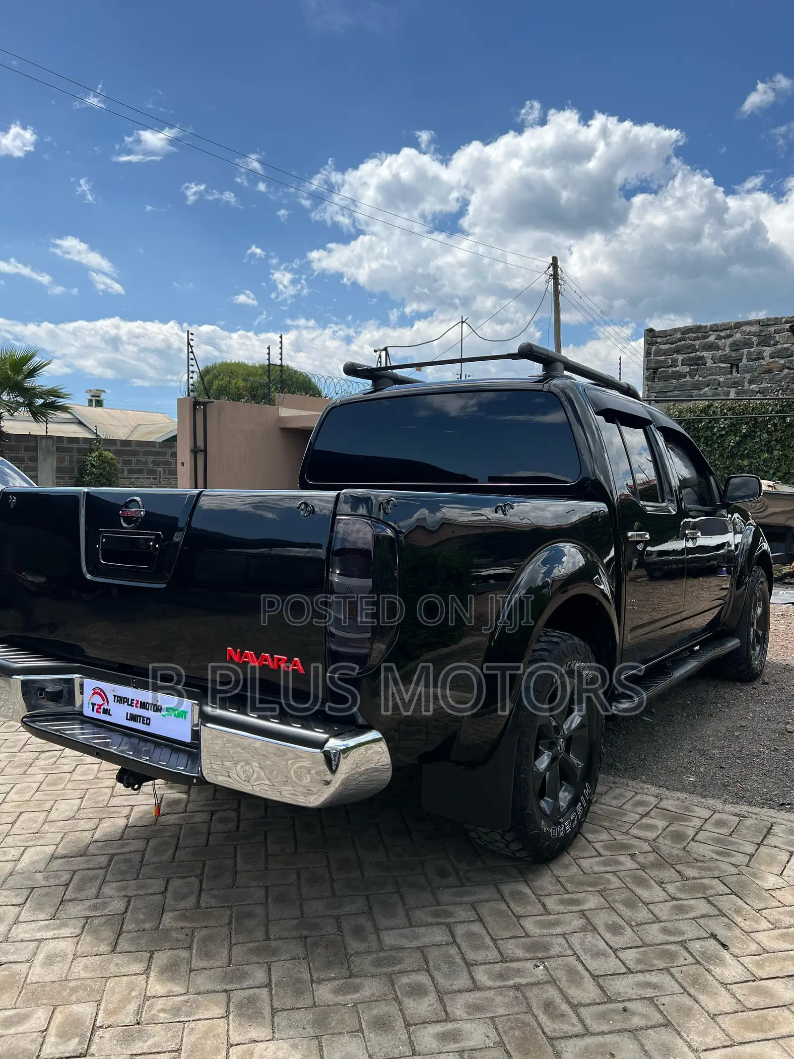 Nissan Navara 2008 Black