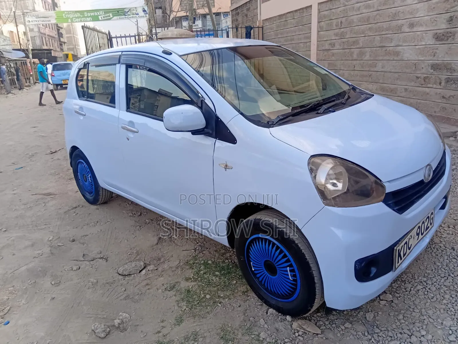 Daihatsu Mira 2013 Blue