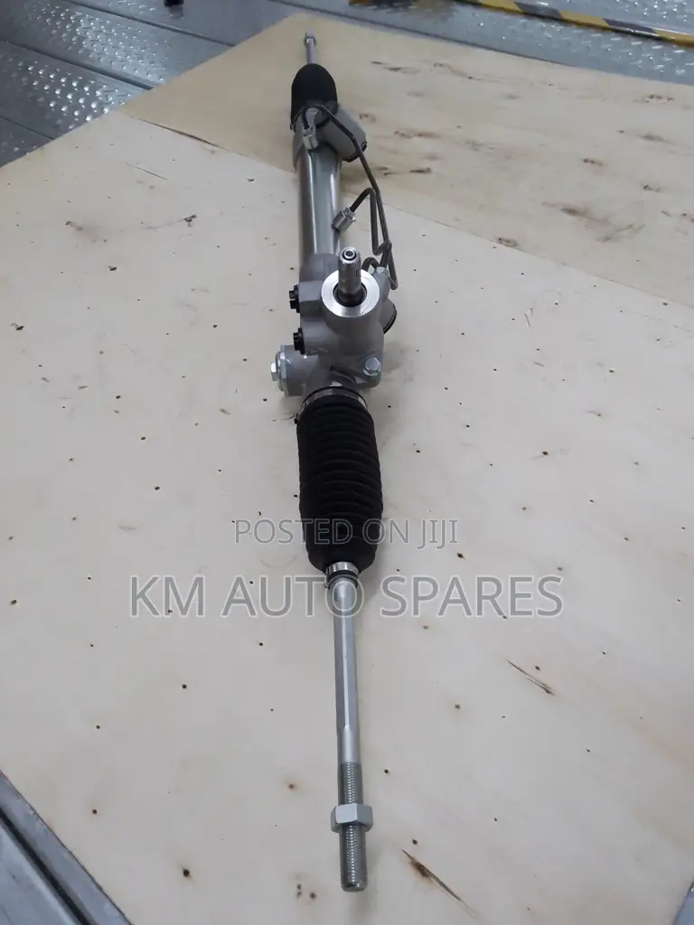 Toyota Hilux Vigo Steering Rack (2wd).