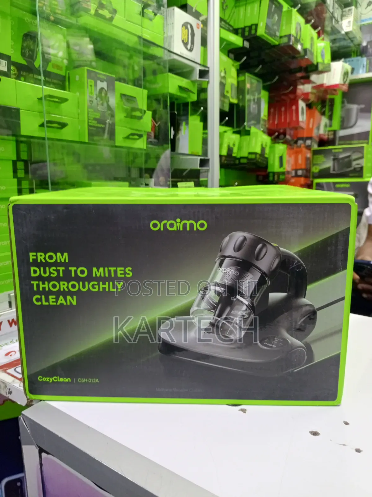 Oraimo OSH-012A CozyClean 12kPa Fabric Mattress Vacuum Cleaner