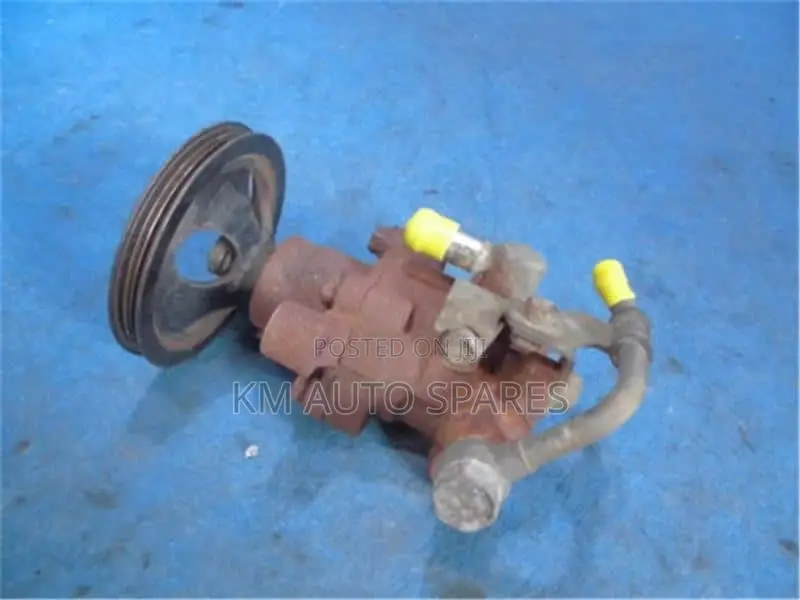 Toyota Shark 5l Power Steering Pump.