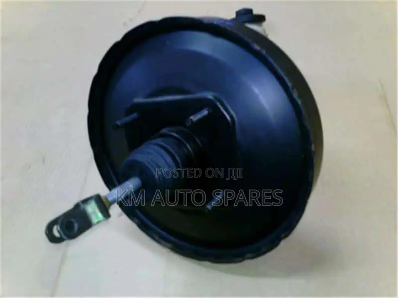 Toyota Noah Brake Booster/Master Cylinder, Old Model.
