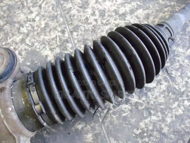 Toyota Estima Steering Rack.