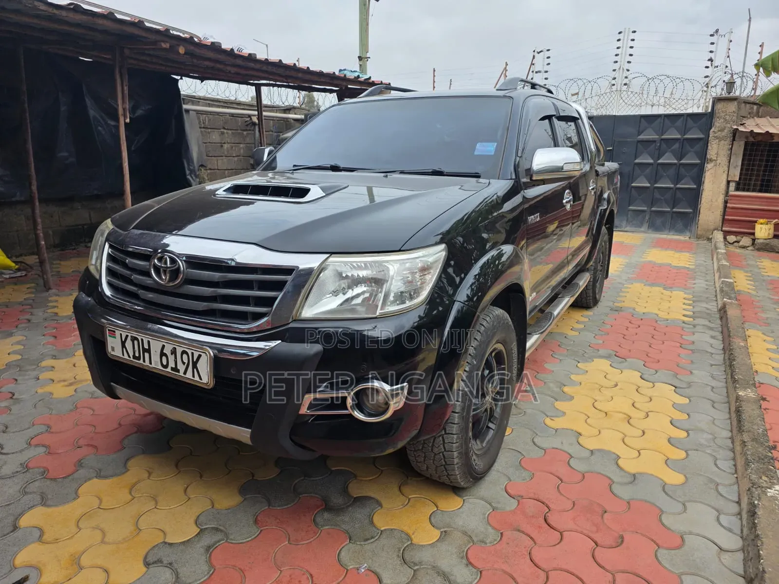 Toyota Hilux 3.0 D-4D 4x4 2015 Black