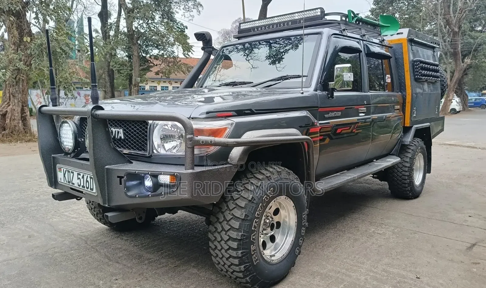 Toyota Land Cruiser 79 Series 2014 White