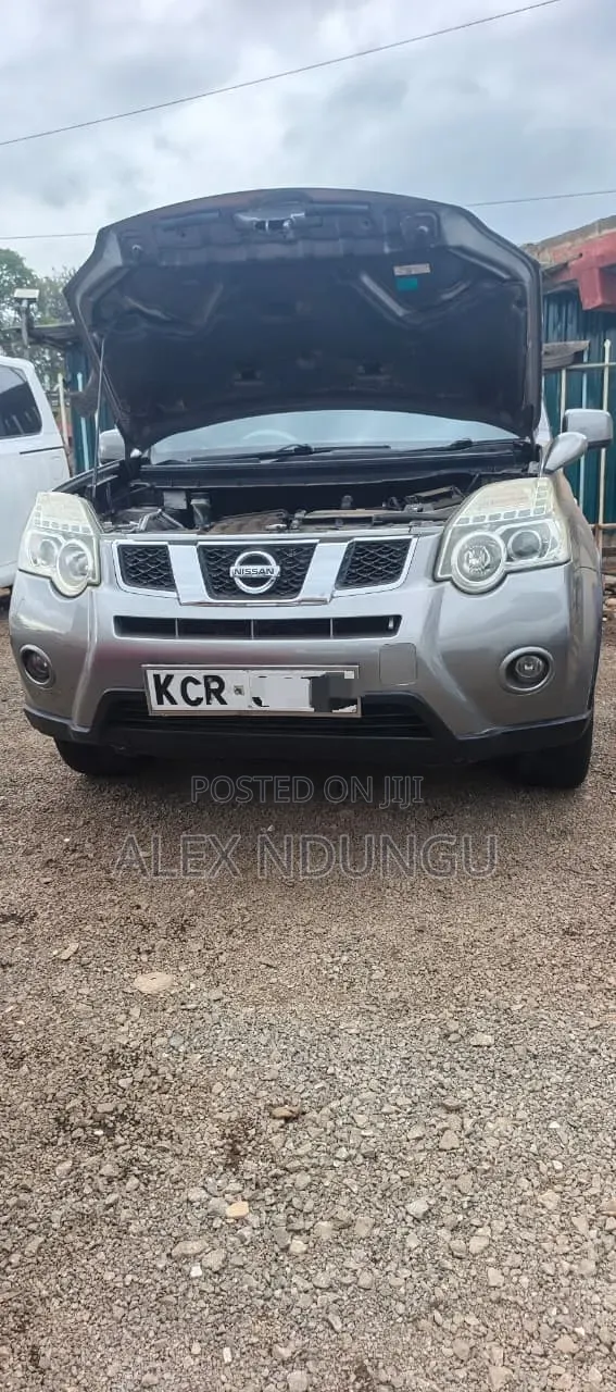 Nissan X-Trail 2012 Silver