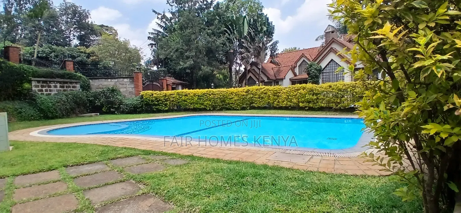 5bdrm Townhouse / Terrace in Kabarsiran Avenue, Muthangari for rent