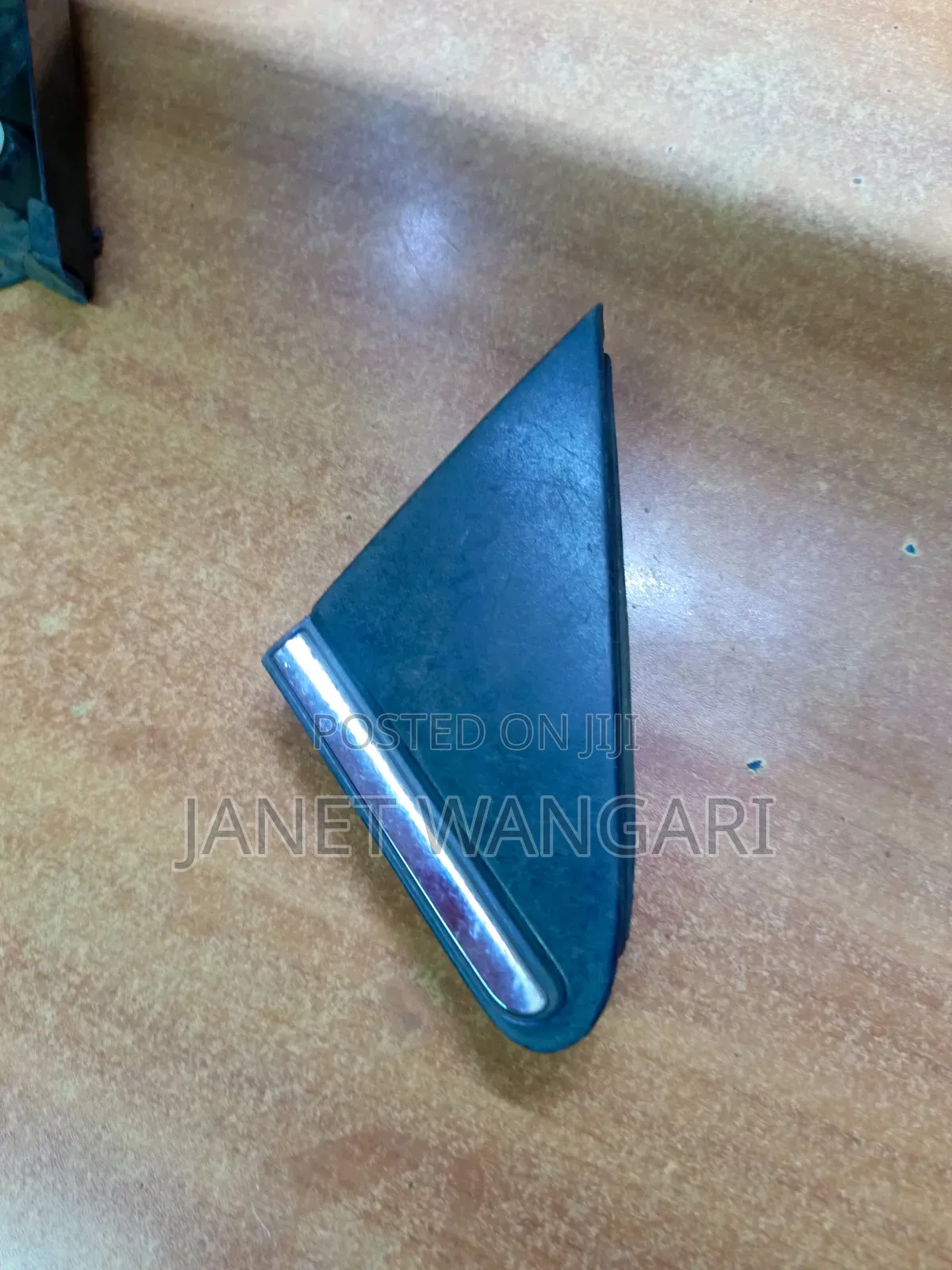 Sidemirror Finisher Toyota Avensis Old Model
