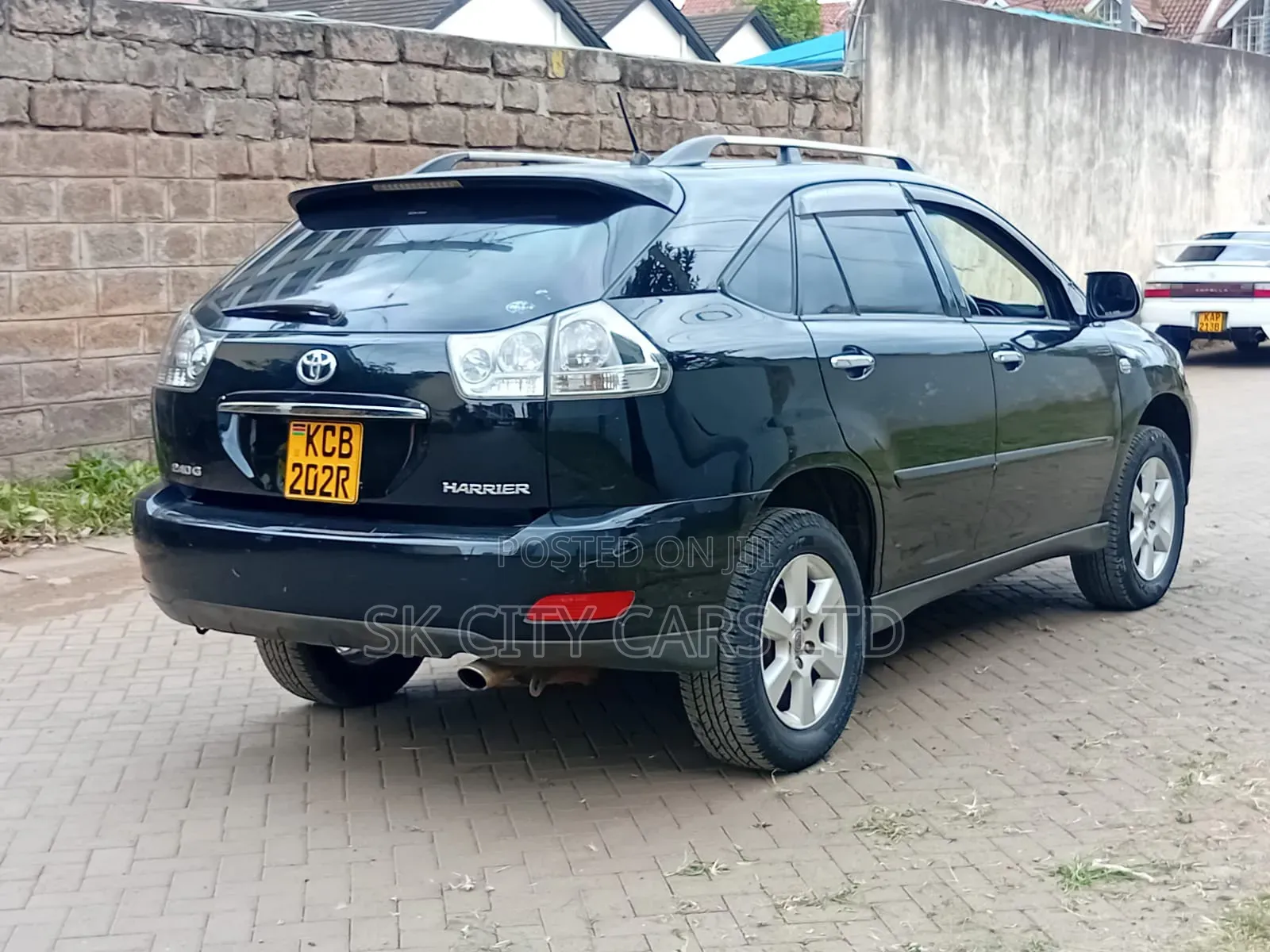 Toyota Harrier 240G 2007 Black