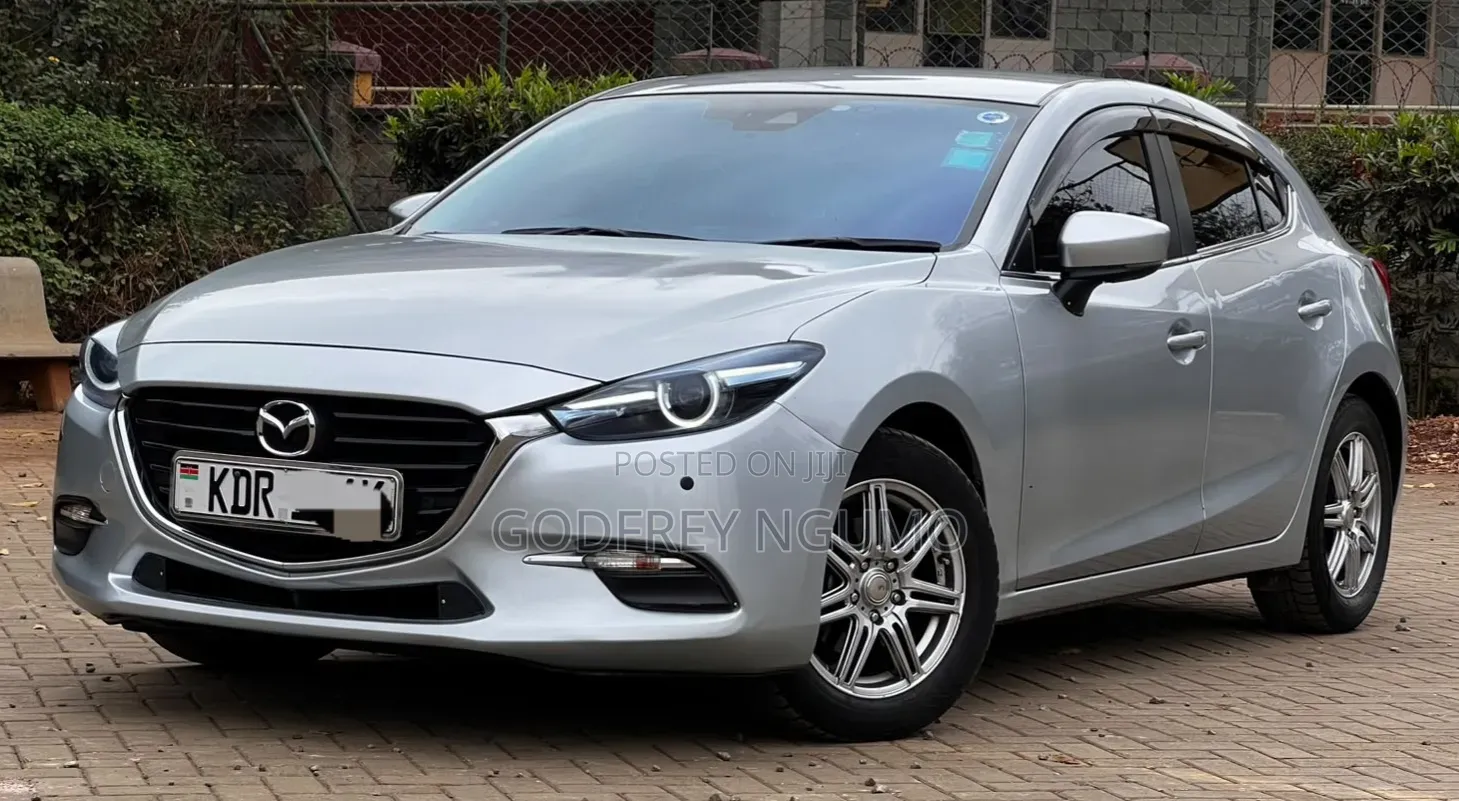 Mazda Axela 2018 Silver