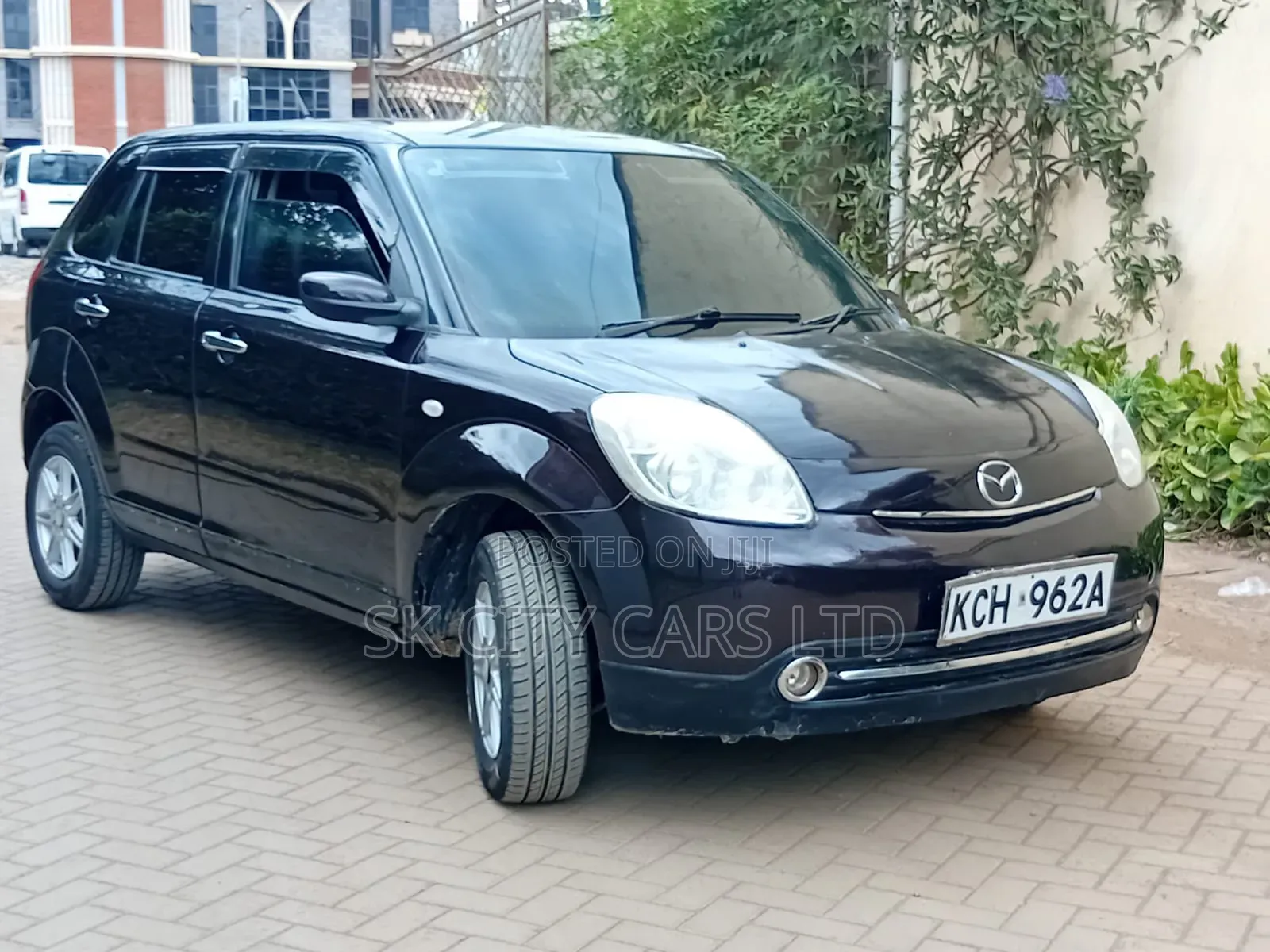Mazda Verisa 2007 Maroon