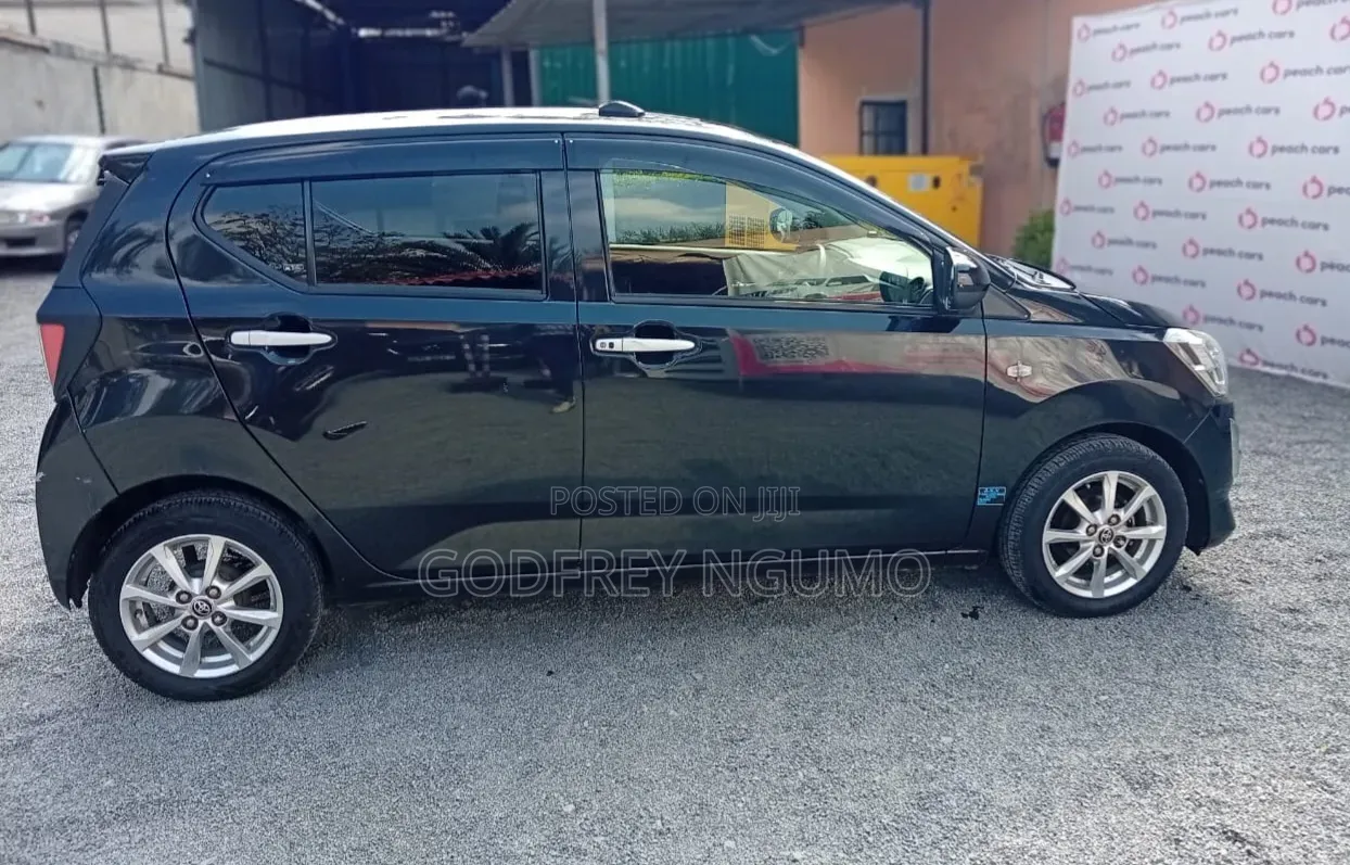 Toyota Pixis 2018 Black