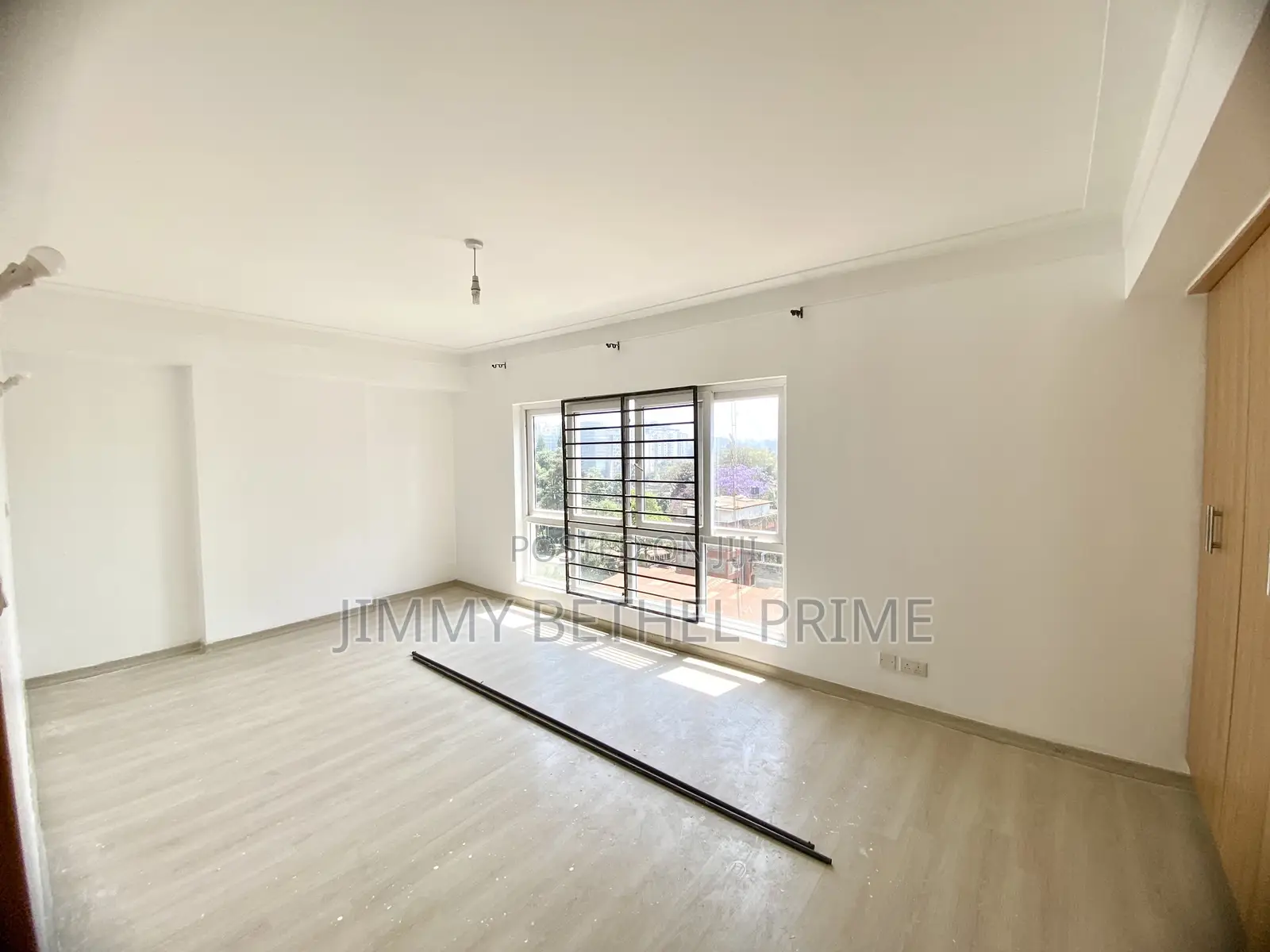 3bdrm Apartment in Raphta Road Area for rent
