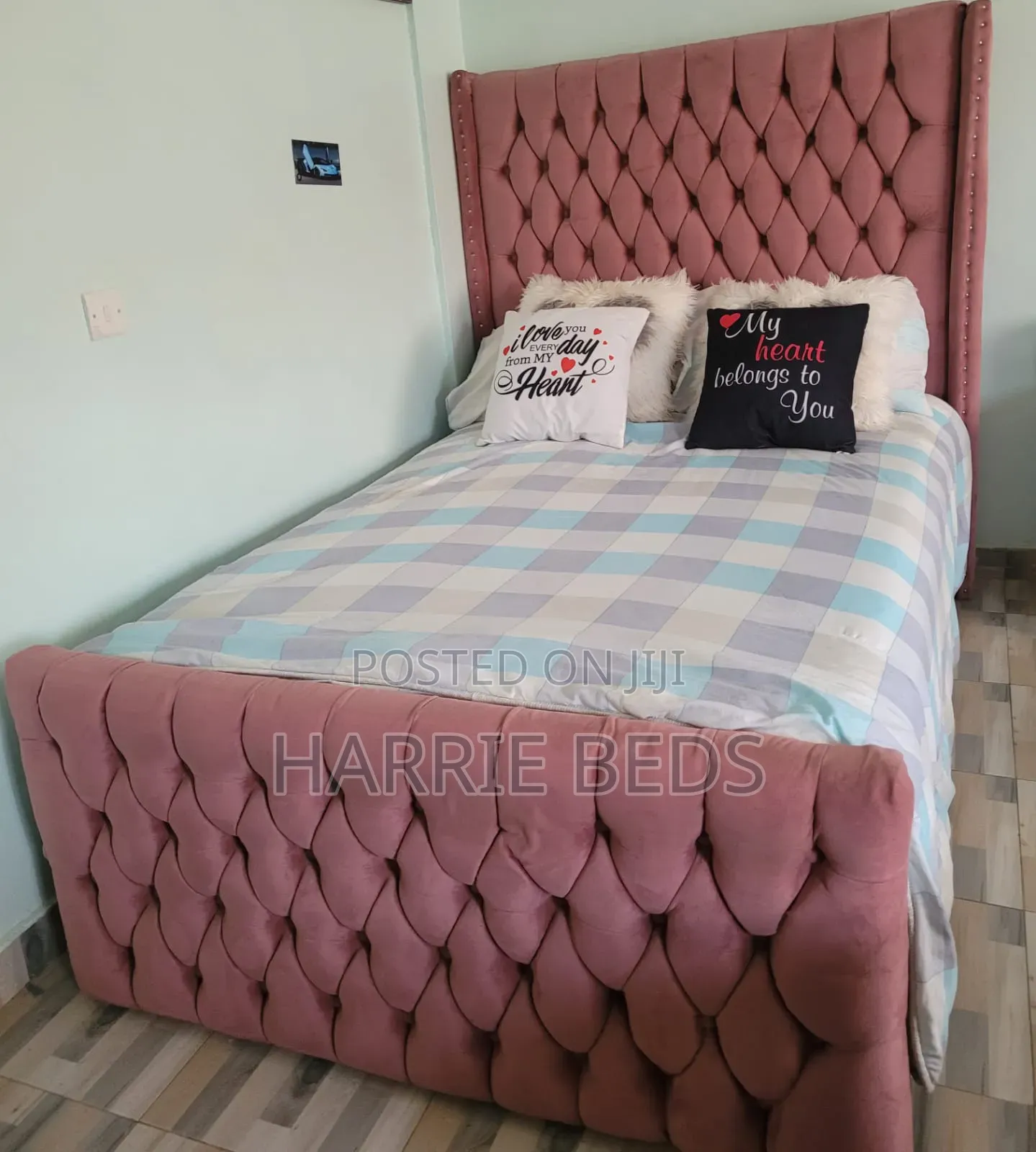 Modern 4 By6 Cheaster Bed