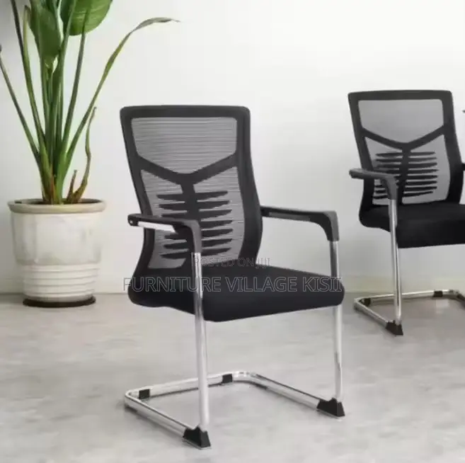 Office Chair; Black Mid Back Boardroom Seat
