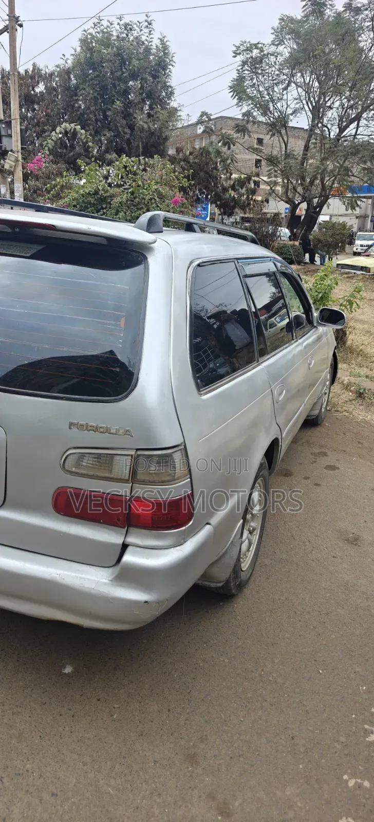 Toyota Corolla 2000 Silver