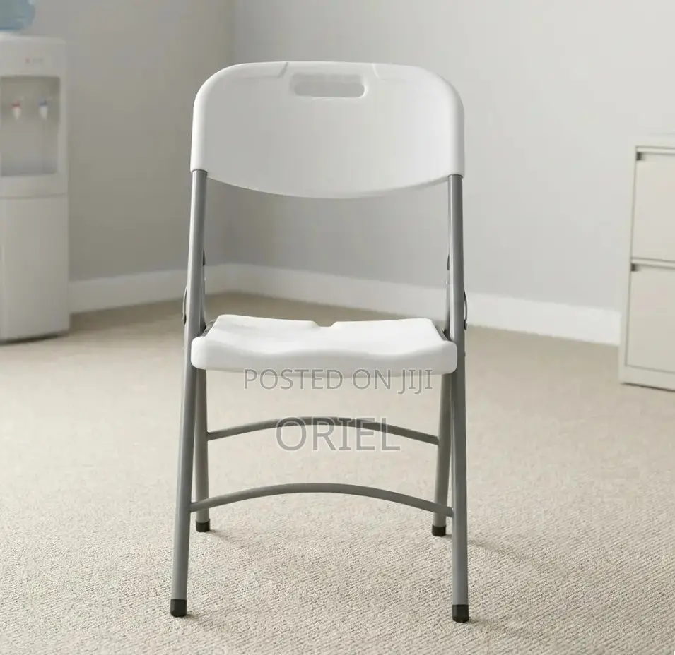 Office Chair : White Foldable Plastic Camping Chair