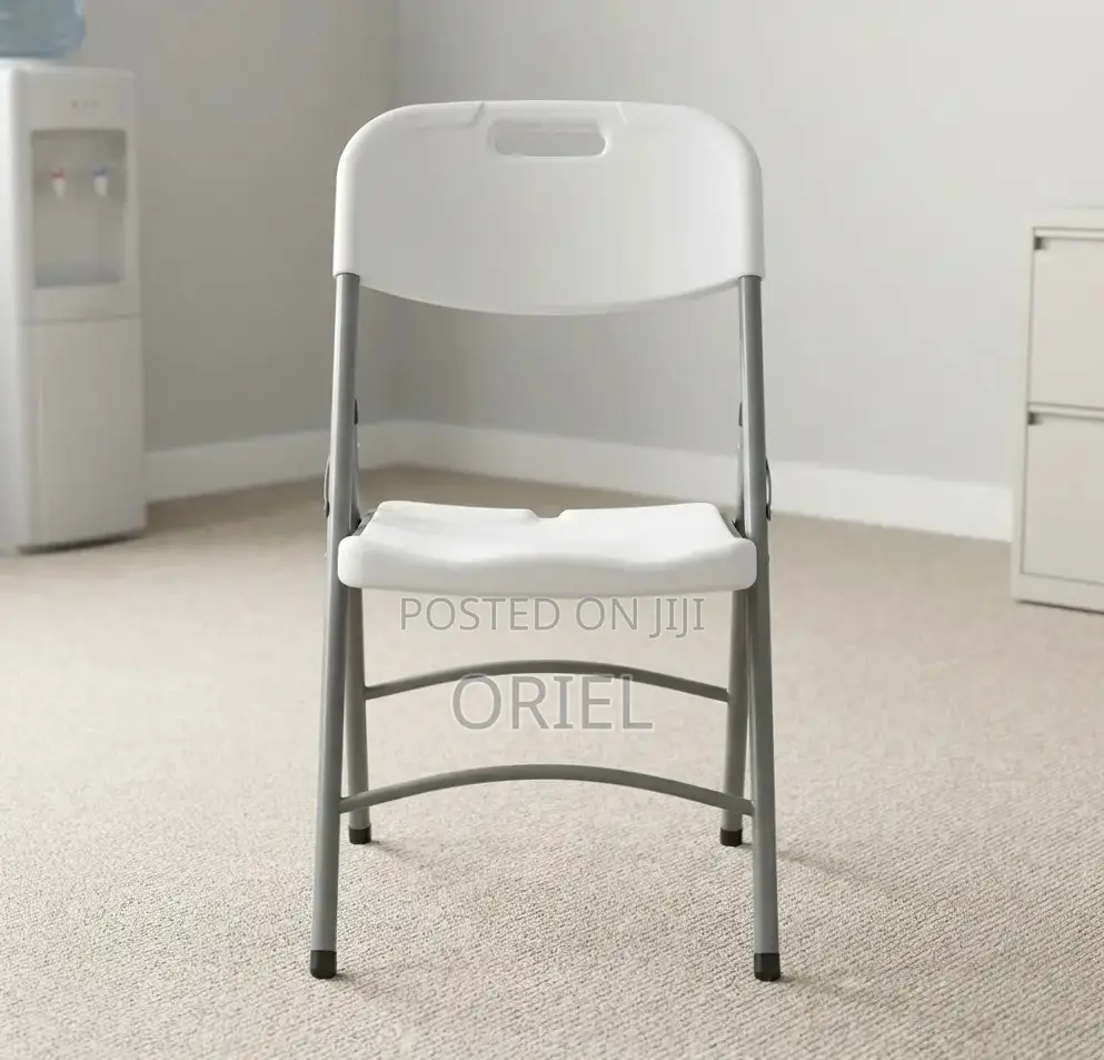 Office Chair : White Foldable Plastic Camping Chair