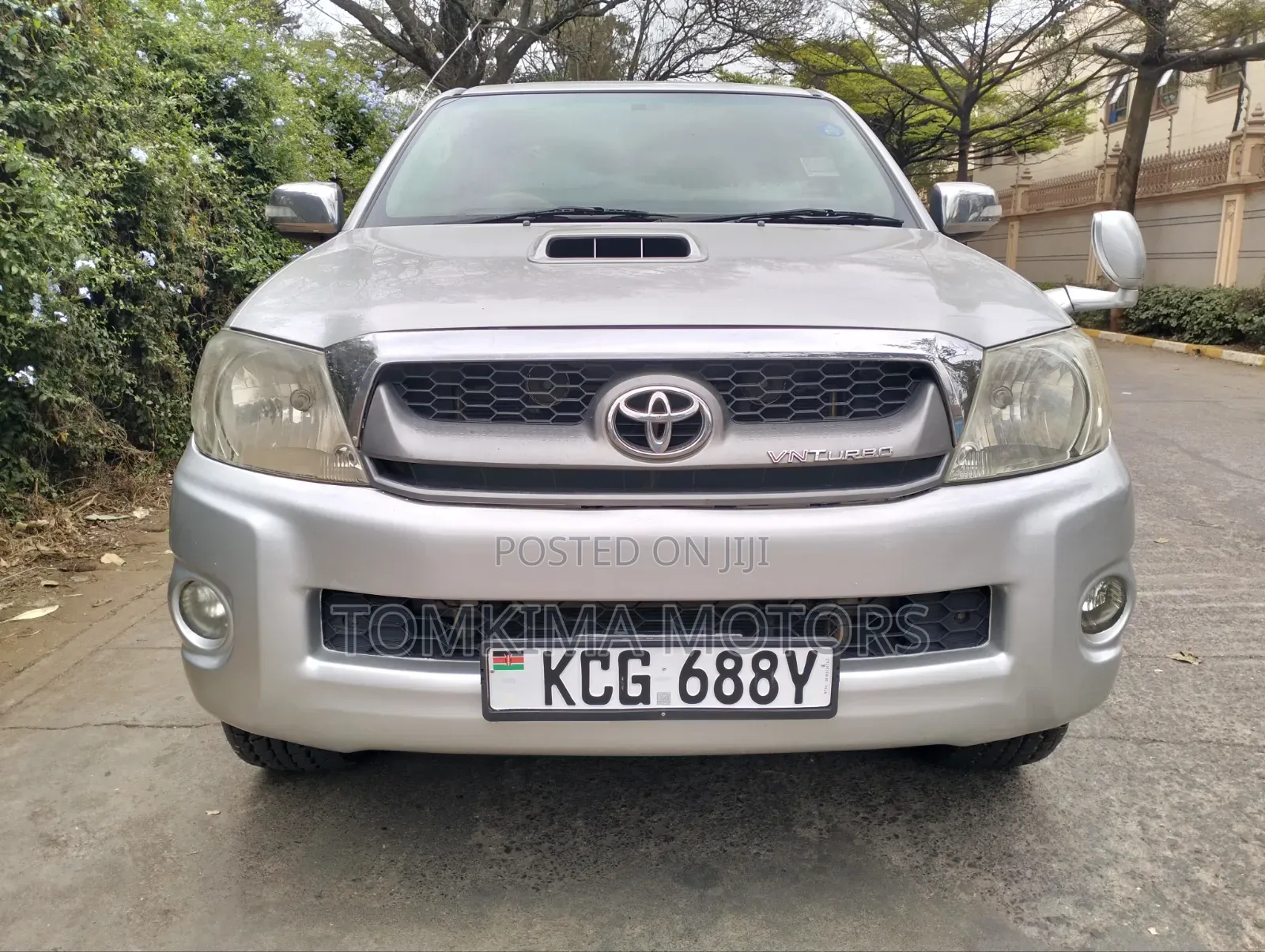 Toyota Hilux 2010 Silver