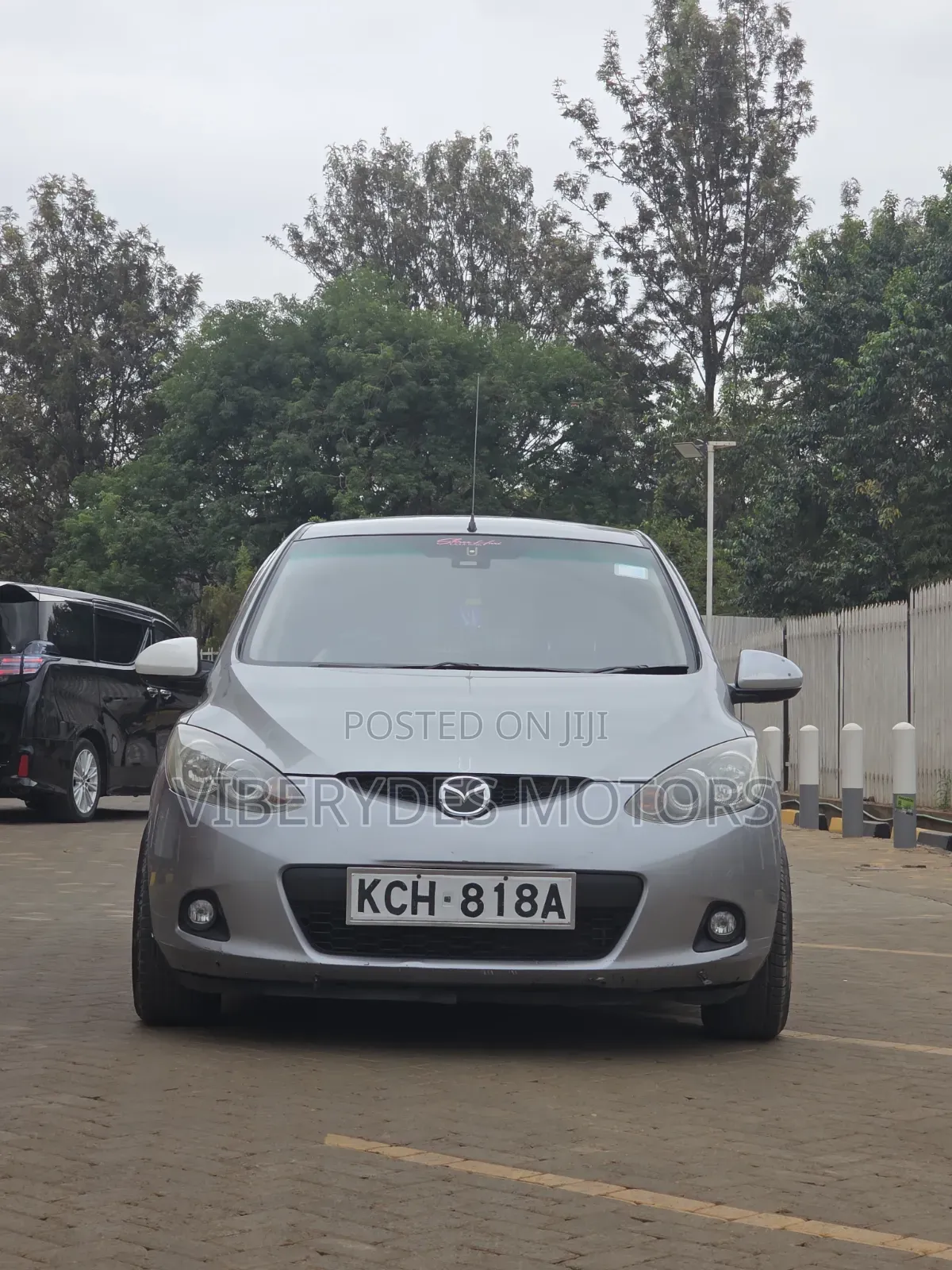 Mazda Demio 2009 Silver