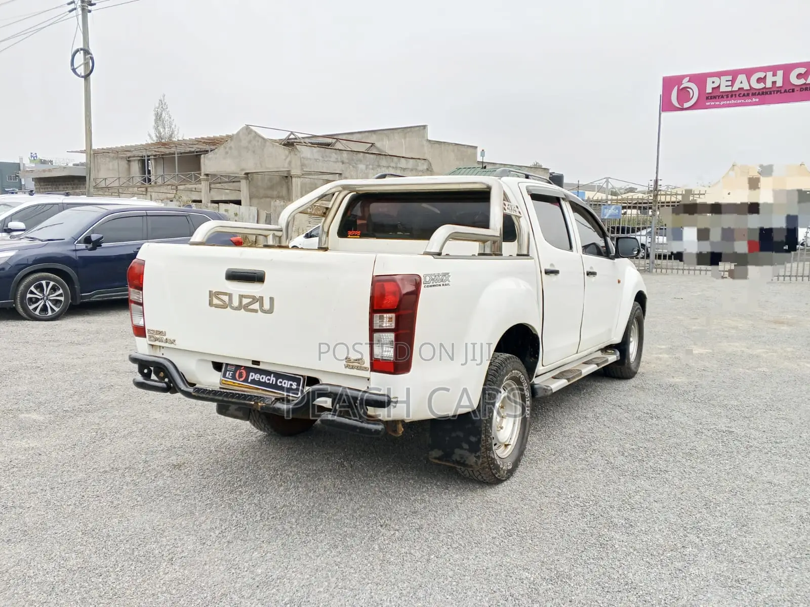 Isuzu D-MAX 2013 White