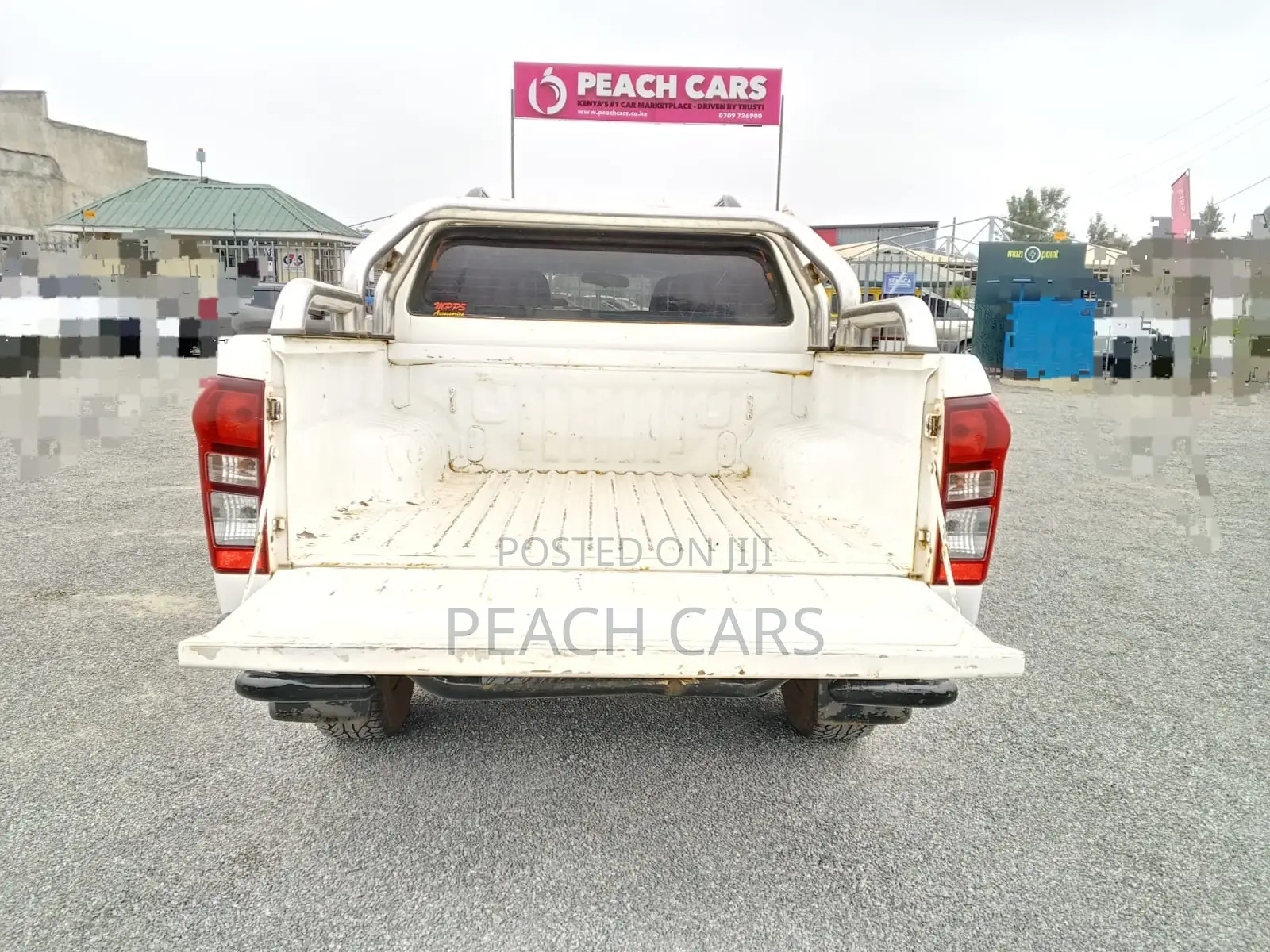 Isuzu D-MAX 2013 White