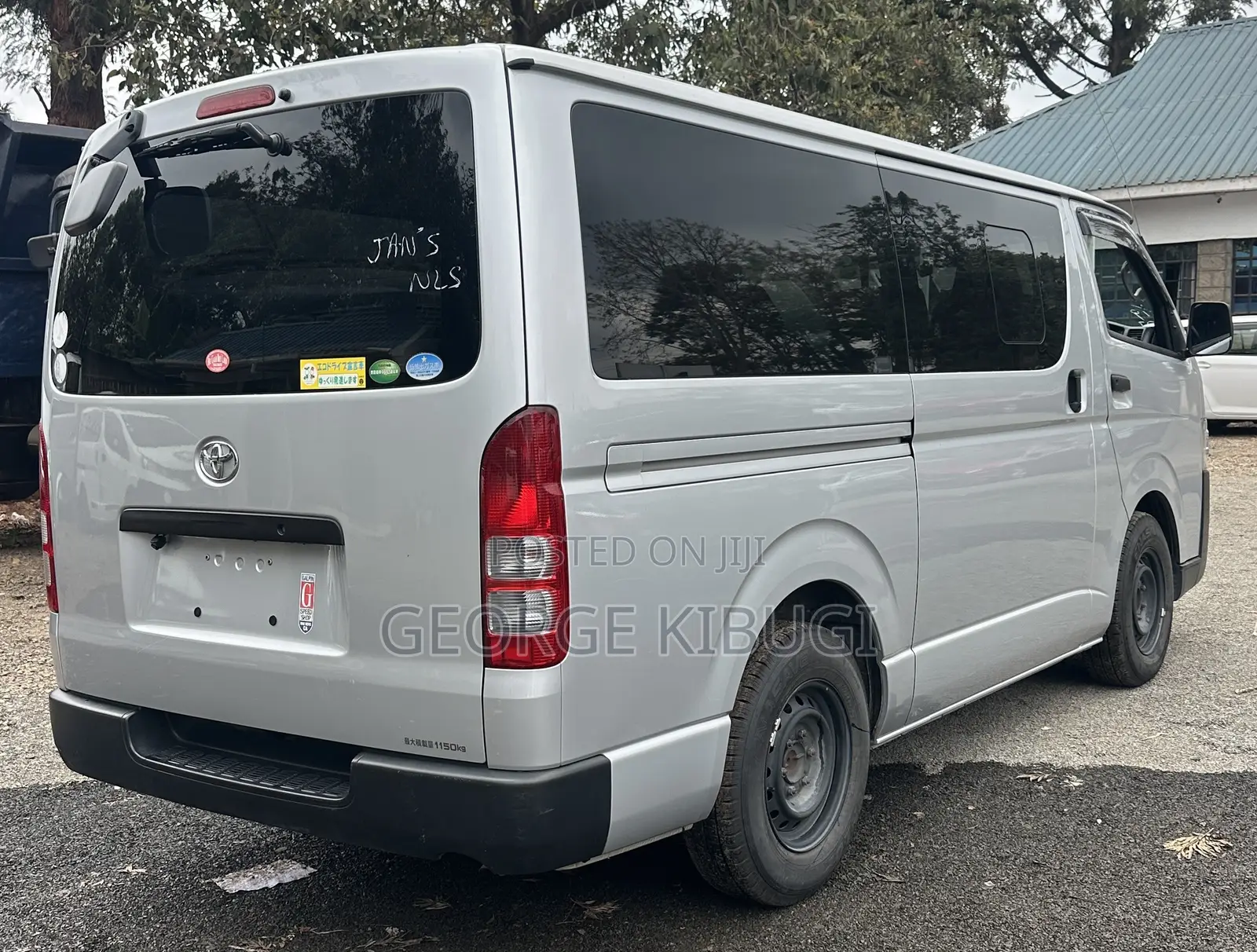Toyota HiAce 2019