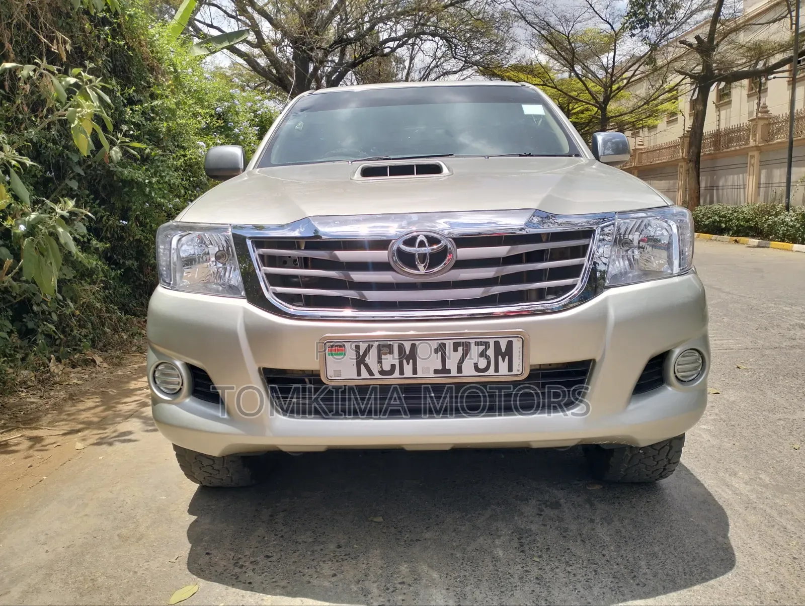 Toyota Hilux 2010 Gold