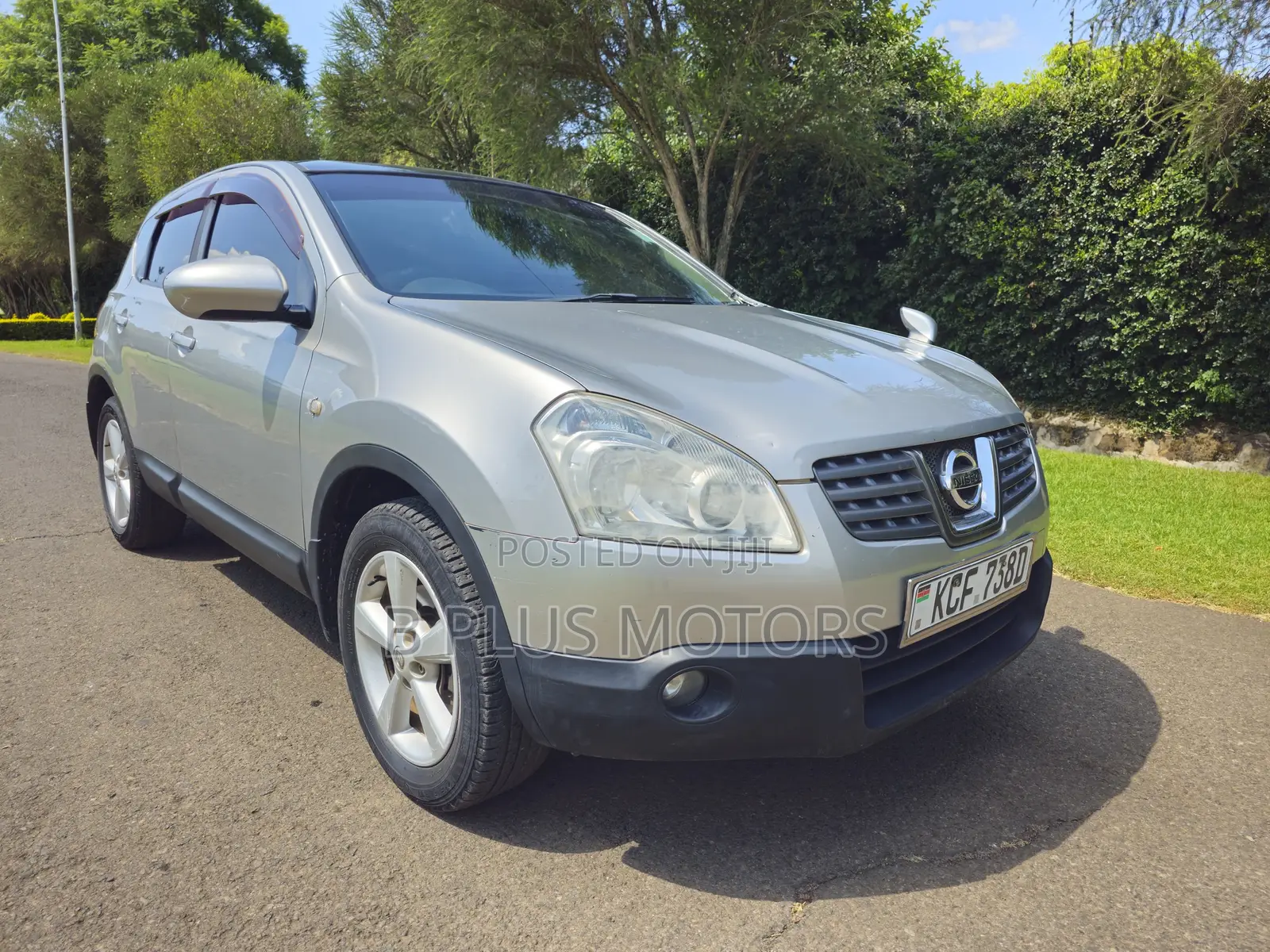 Nissan Dualis 2012 Silver
