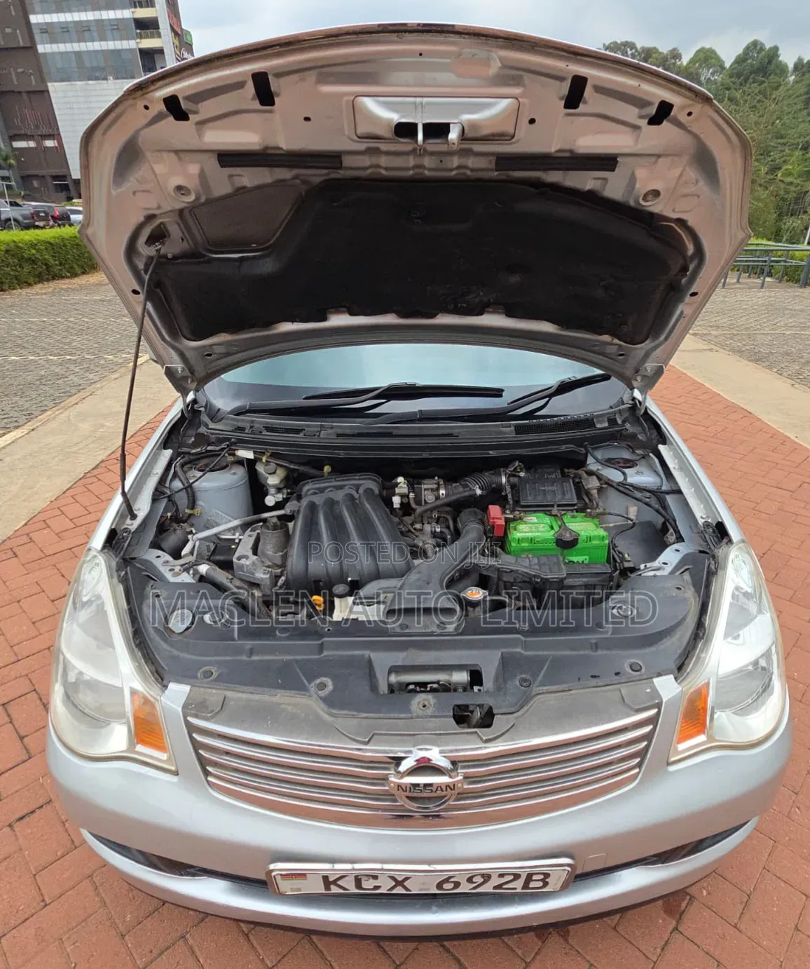 Nissan Bluebird 2012 Silver