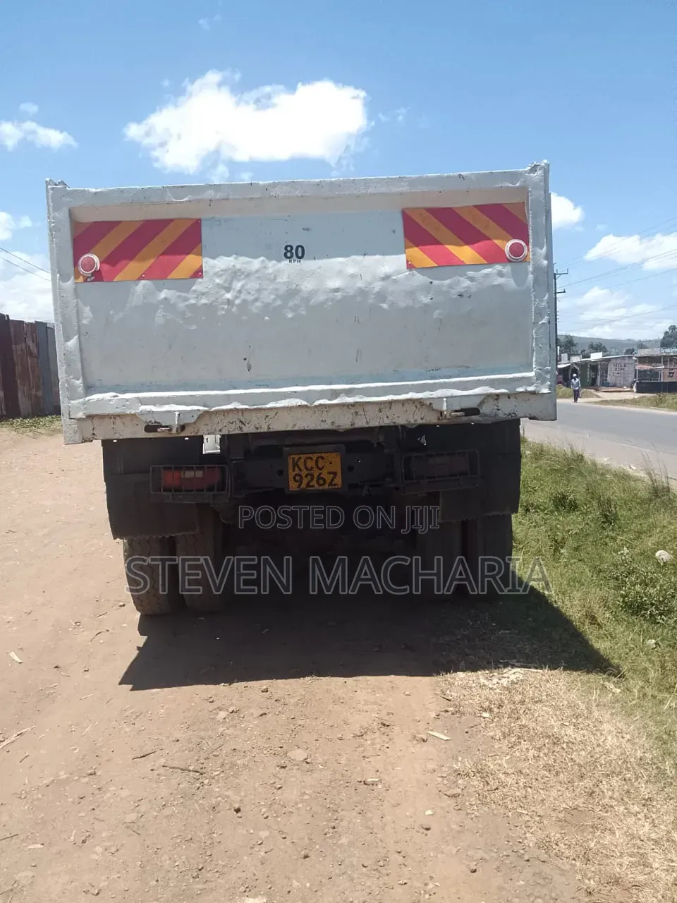 Tata Mguu Sita Tipper