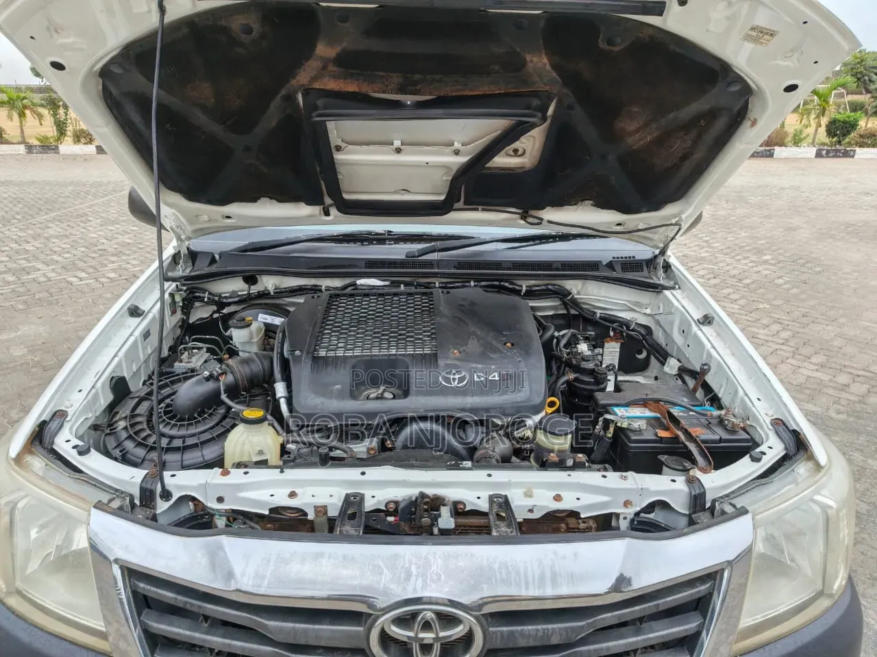 Toyota Hilux 2.5 D-4D Double Cab 4x4 SRX 2007 White
