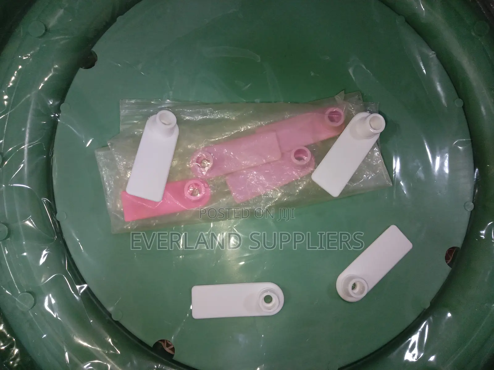 Ear Tags - Pack for Over 500 PCS