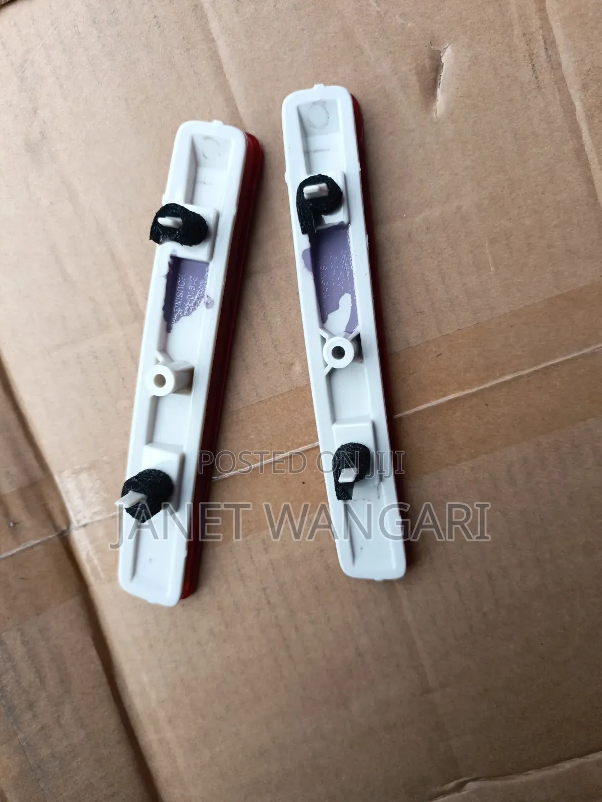 Bumper Reflectors Noah/Voxy/Spade /Prius