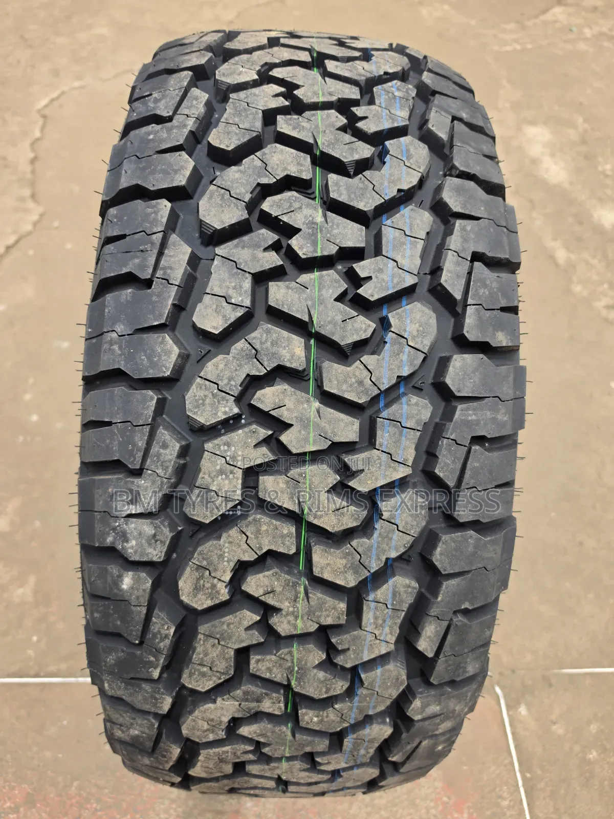285 /55 R20 Comforser Tires (All Terrain)
