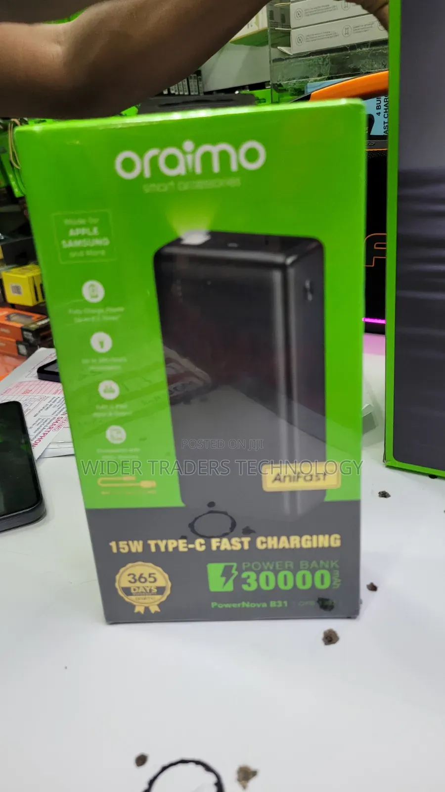Oraimo PowerNova B31 (OPB-1302), a 30000mAh Portable Power Bank 15W