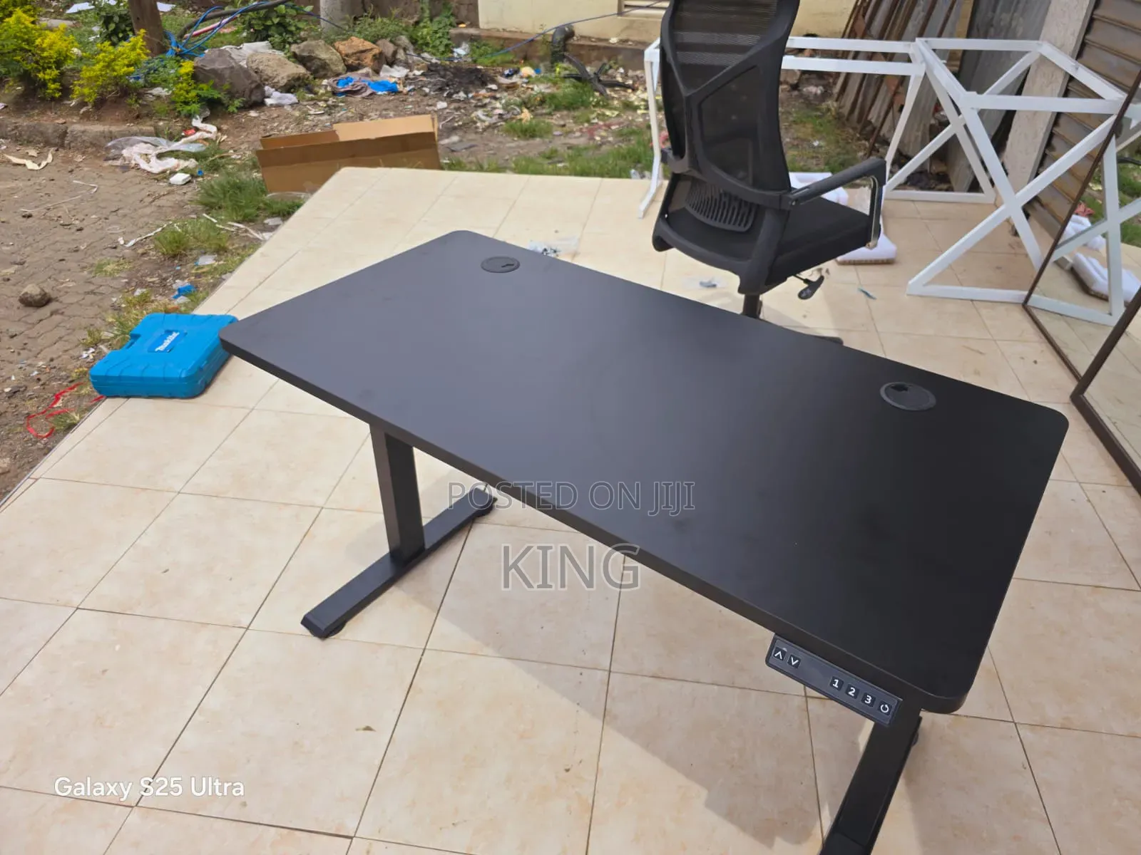 Adjustable Height/Electric Executive Electric Desk/Table