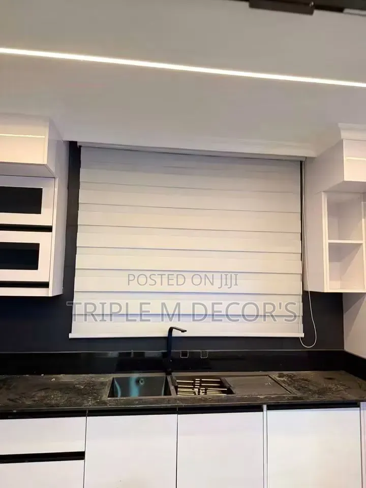 Waterproof Horizontal Blinds for Kitchen Offices