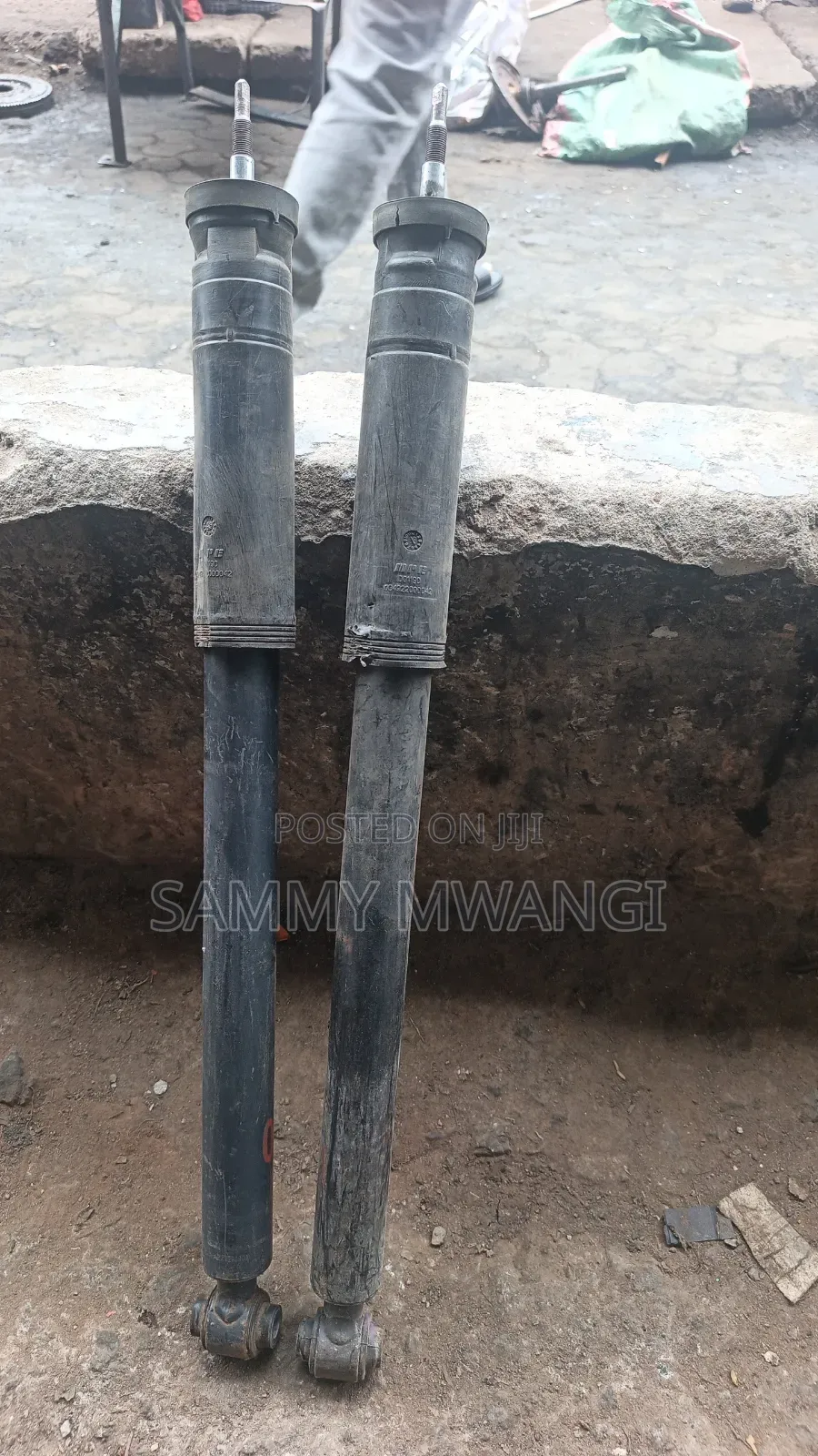Mercedes Benz W124 Front Shocks