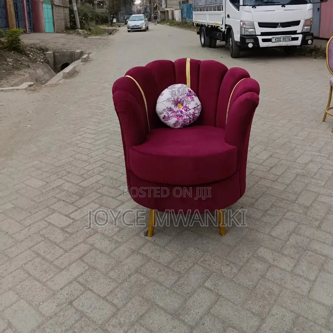 Maroon Red Single Flower Seat