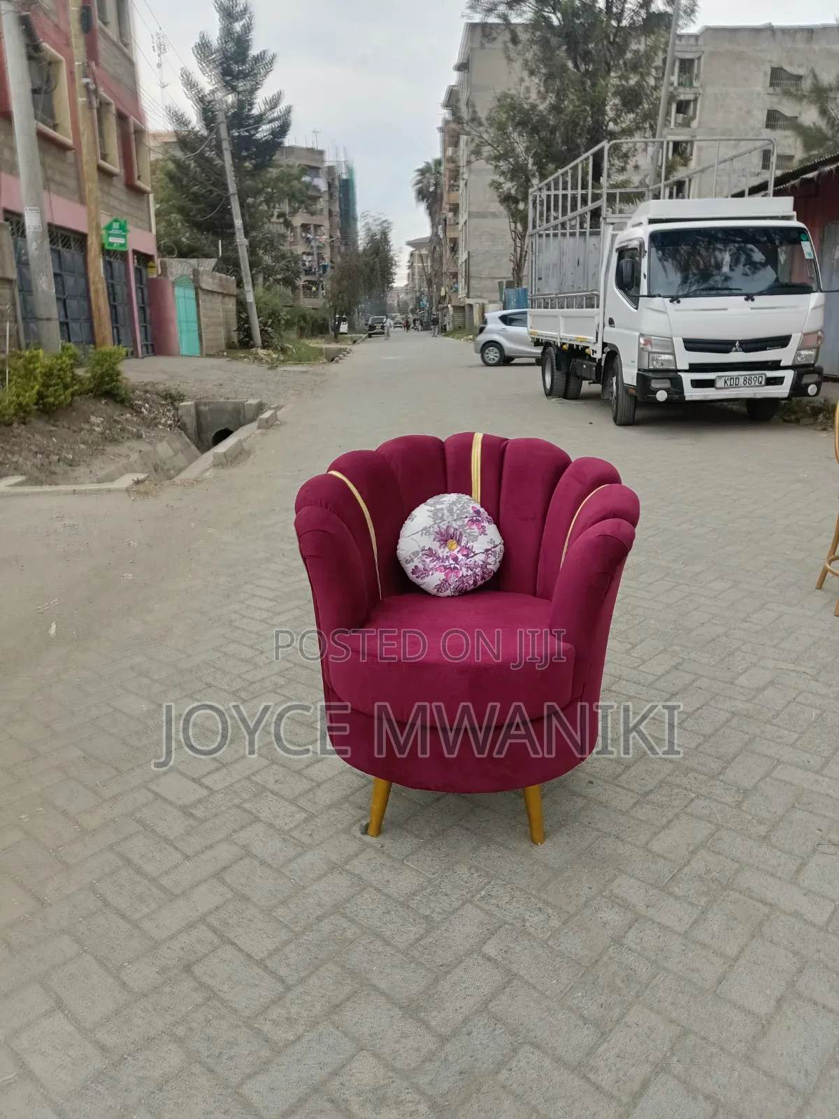 Maroon Red Single Flower Seat
