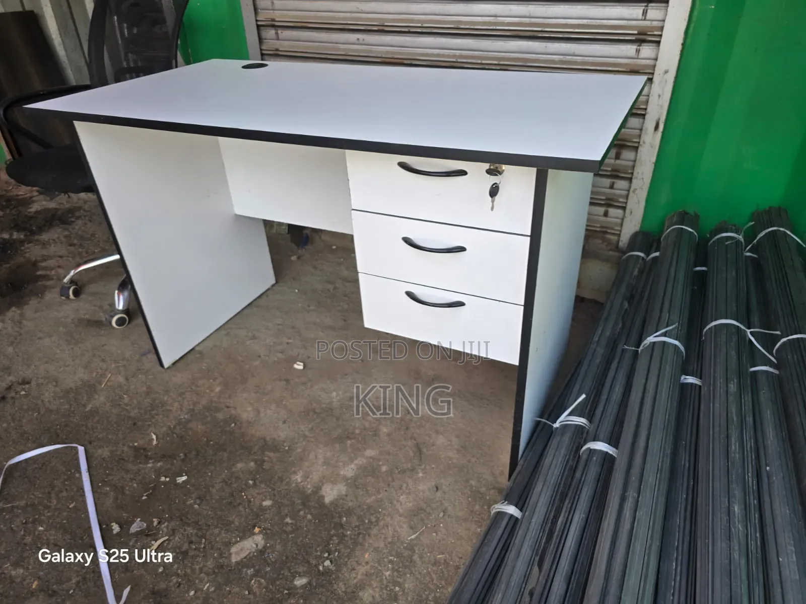 Comfortable Study Desk-+-Comfortable STUDY OFFICE DESK