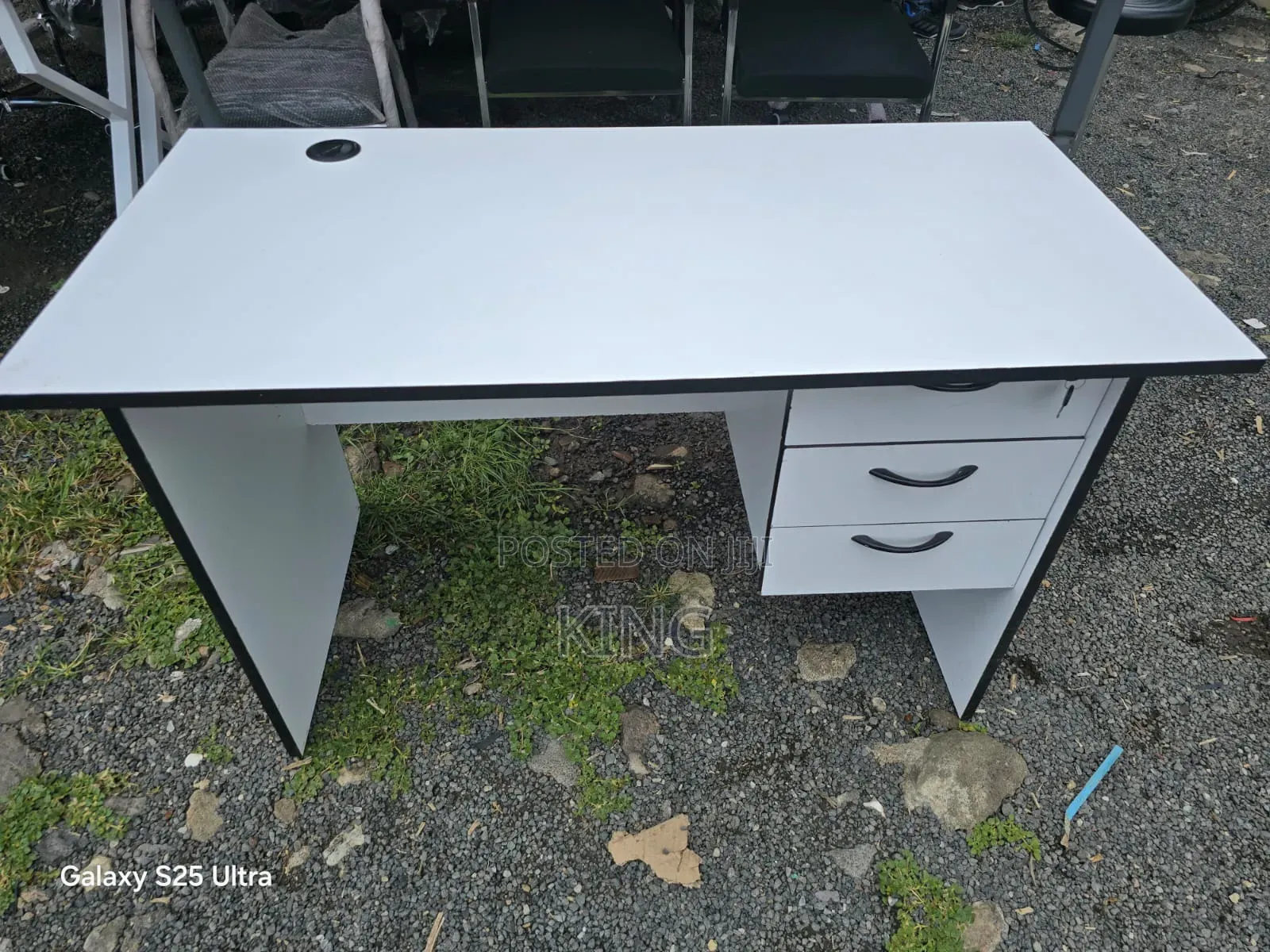 Comfortable Study Desk-+-Comfortable STUDY OFFICE DESK
