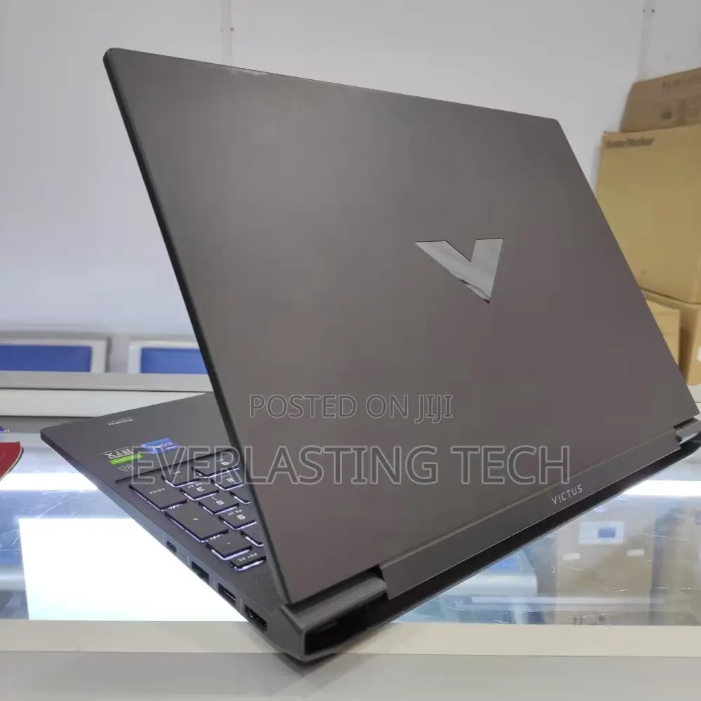 New Laptop HP Victus 16 8GB Intel Core i5 SSD 512GB