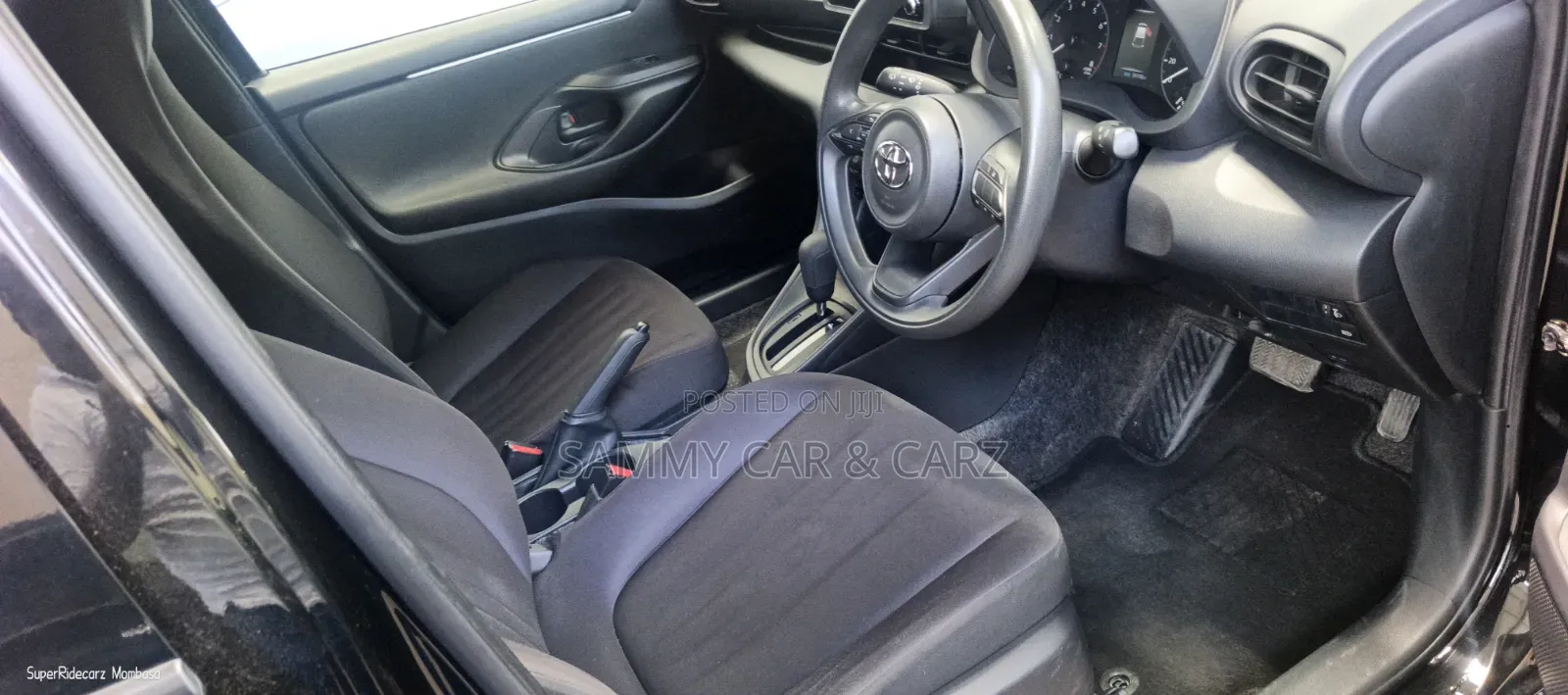 Toyota Yaris 2019 Black