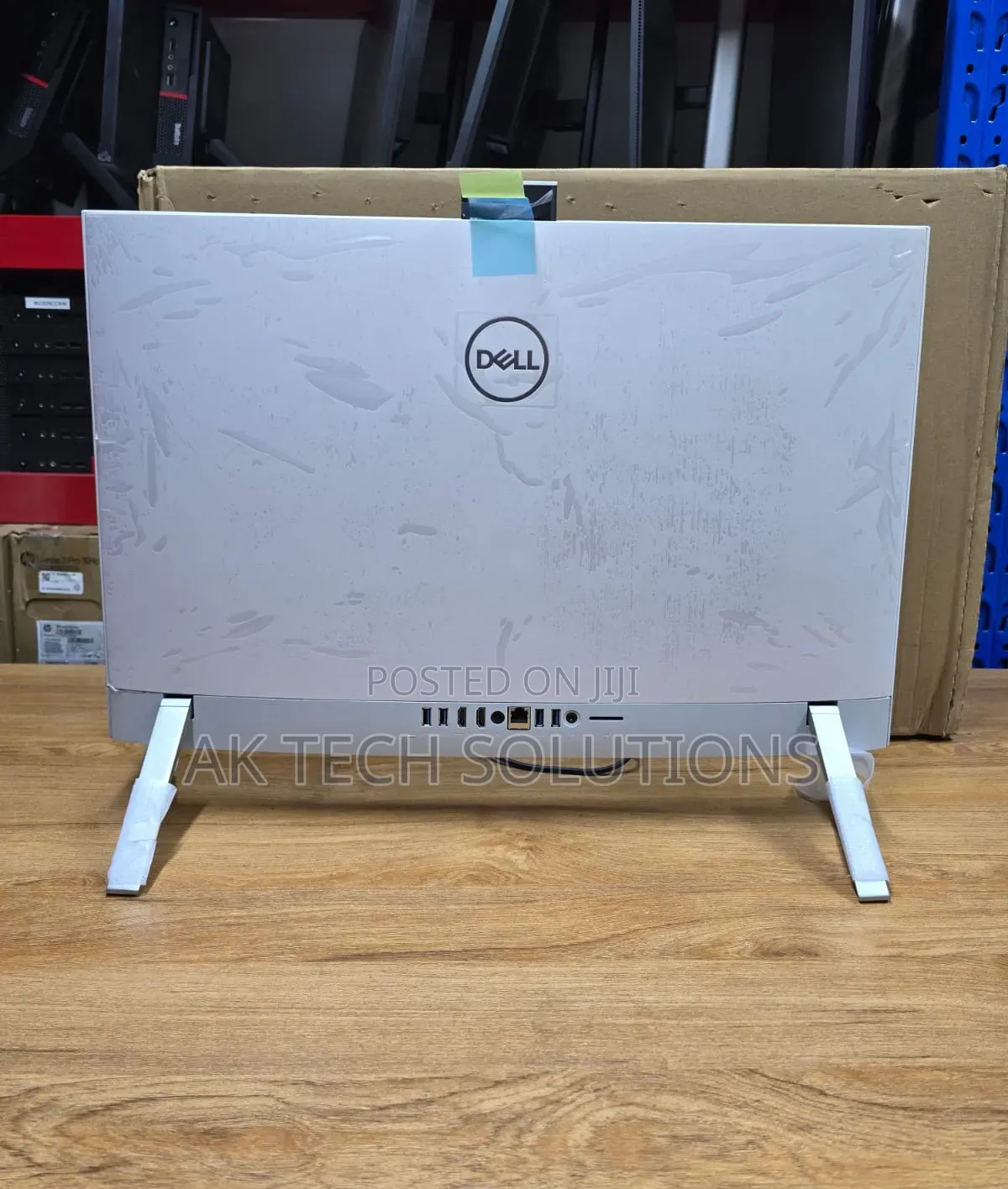 New Dell Inspiron 27 All-in-One 32GB Intel Core Ultra 7 SSD 1T