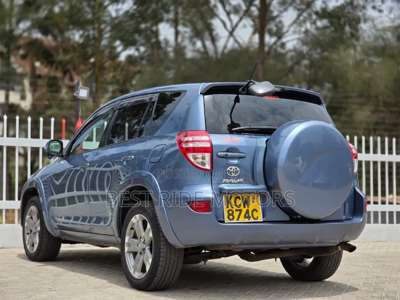 Toyota RAV4 2013 Blue