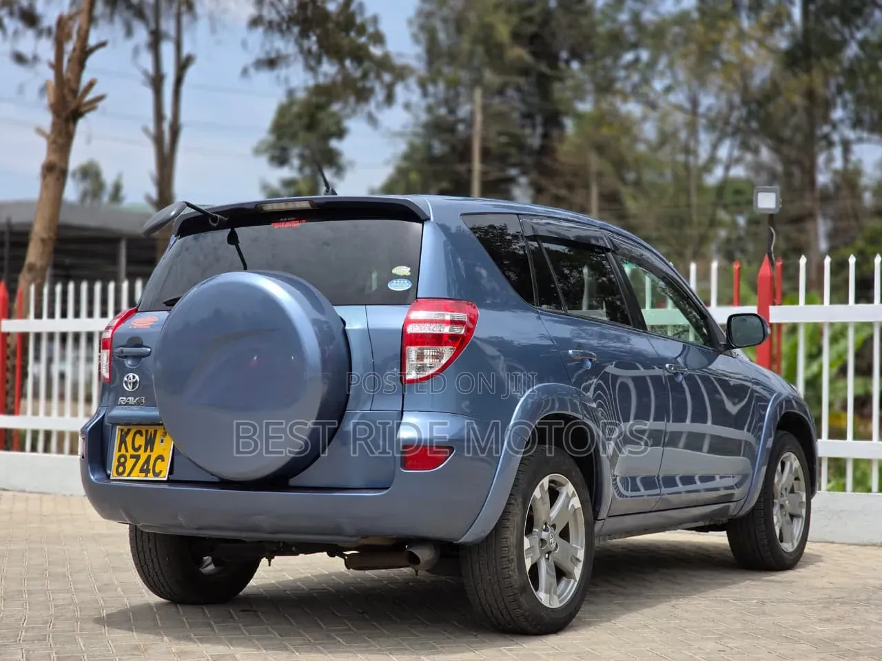 Toyota RAV4 2013 Blue