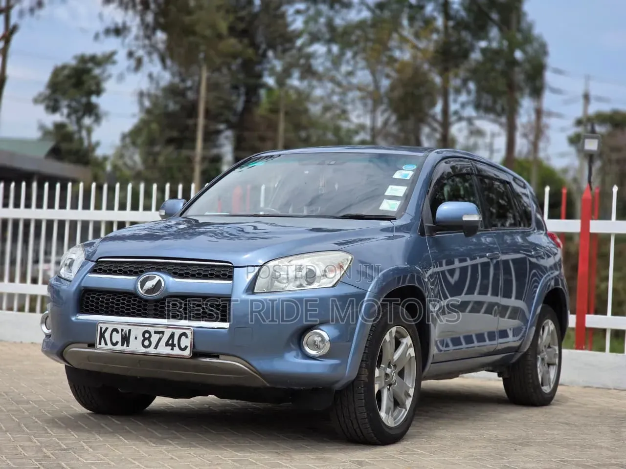 Toyota RAV4 2013 Blue