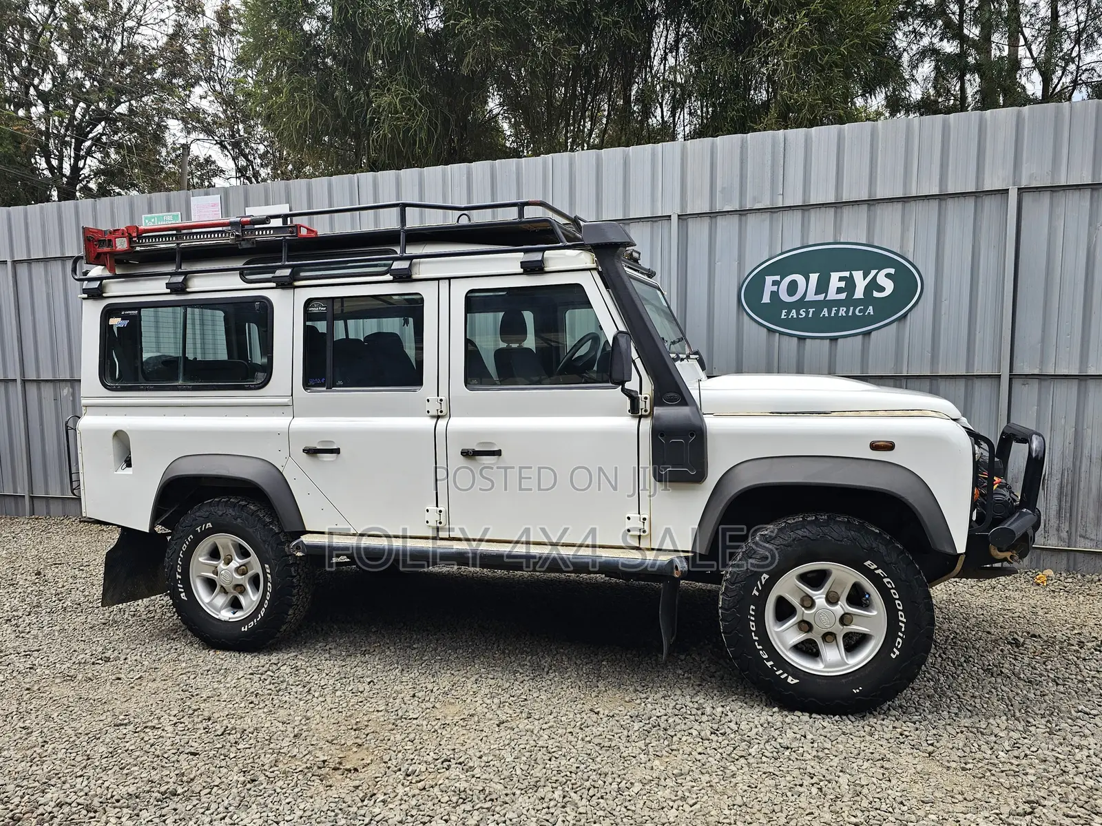 Land Rover Defender 2012 White